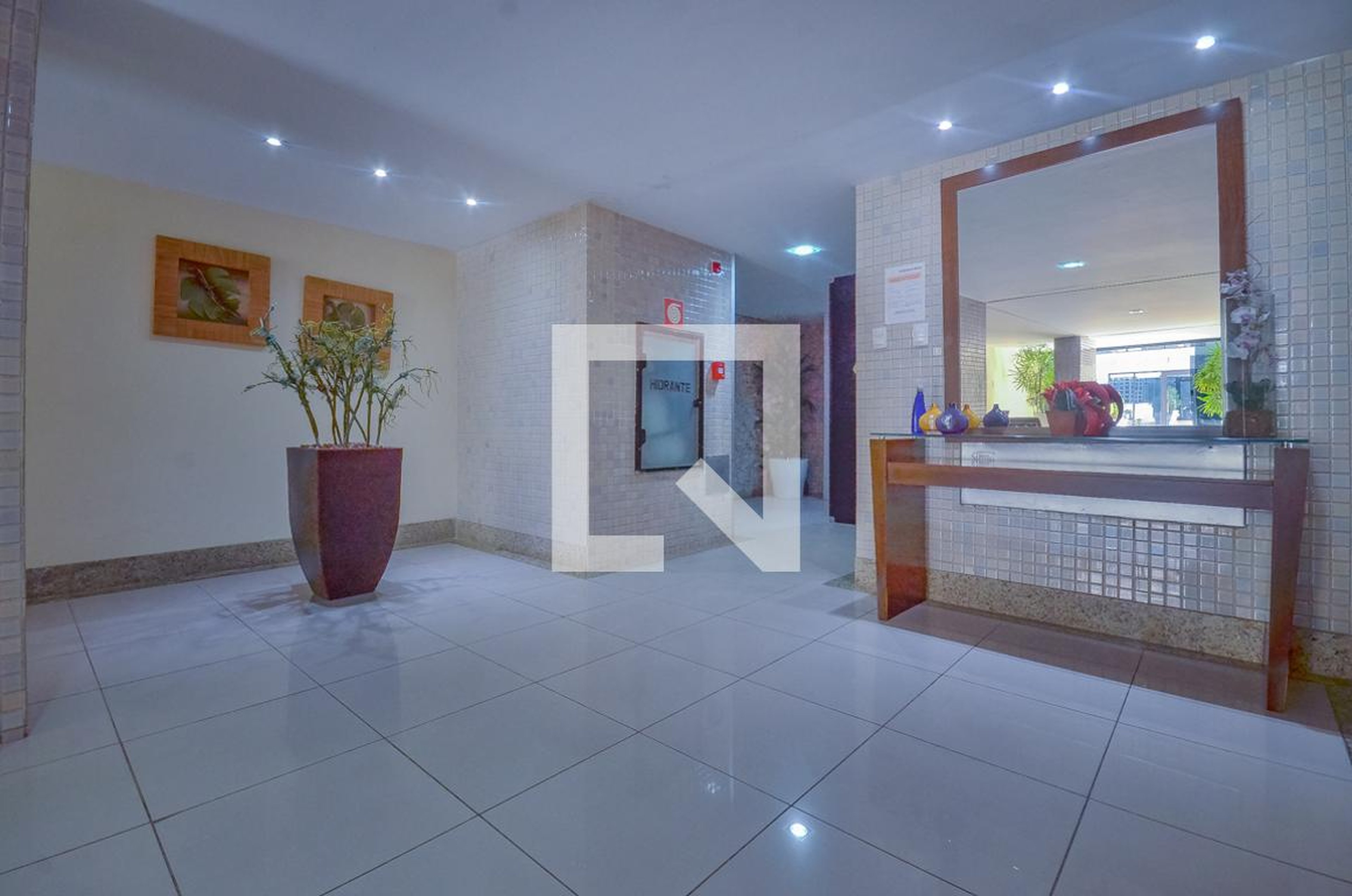 Hall de Entrada - Mansão Everest