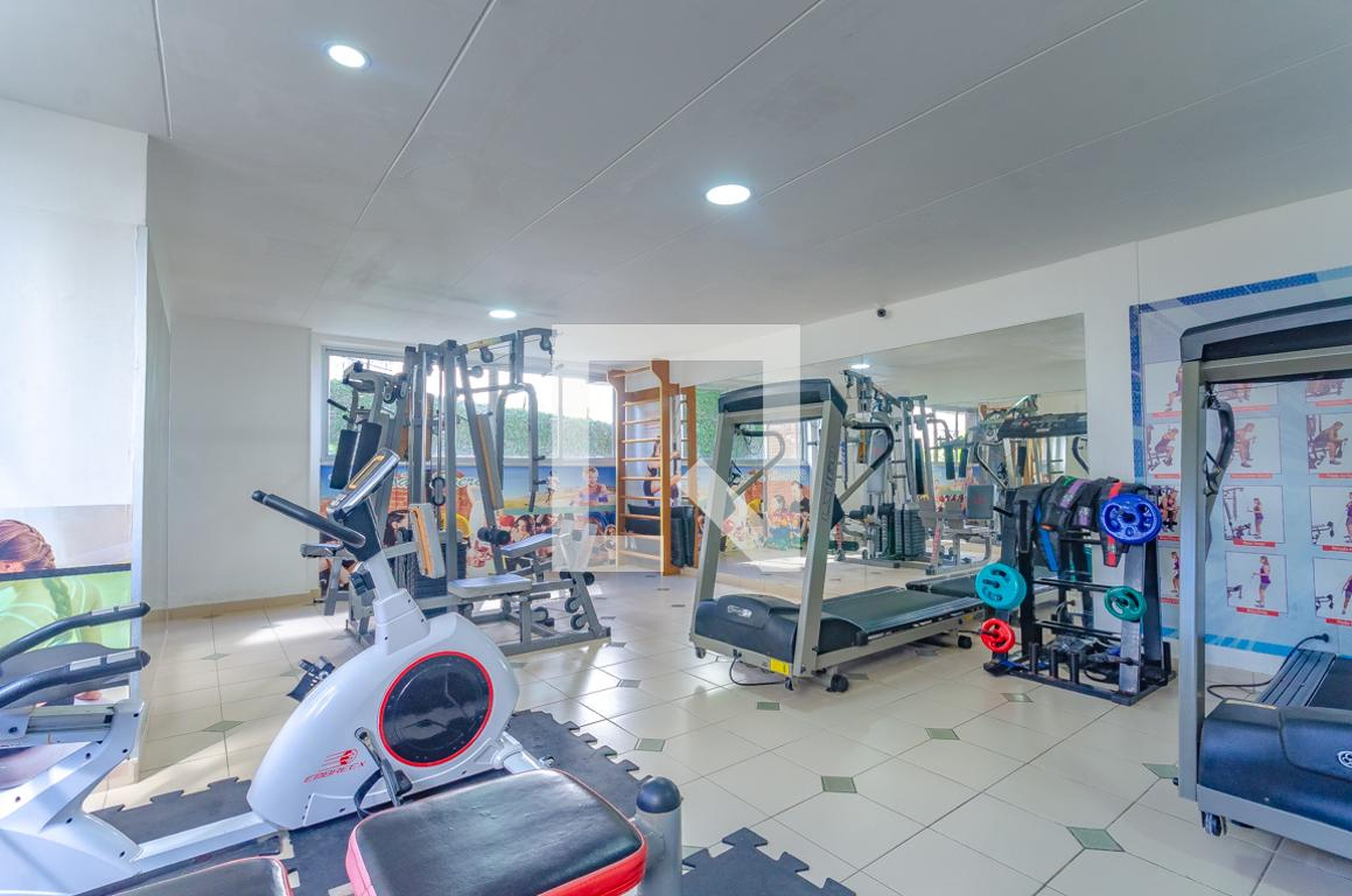 Academia - Mansão Everest