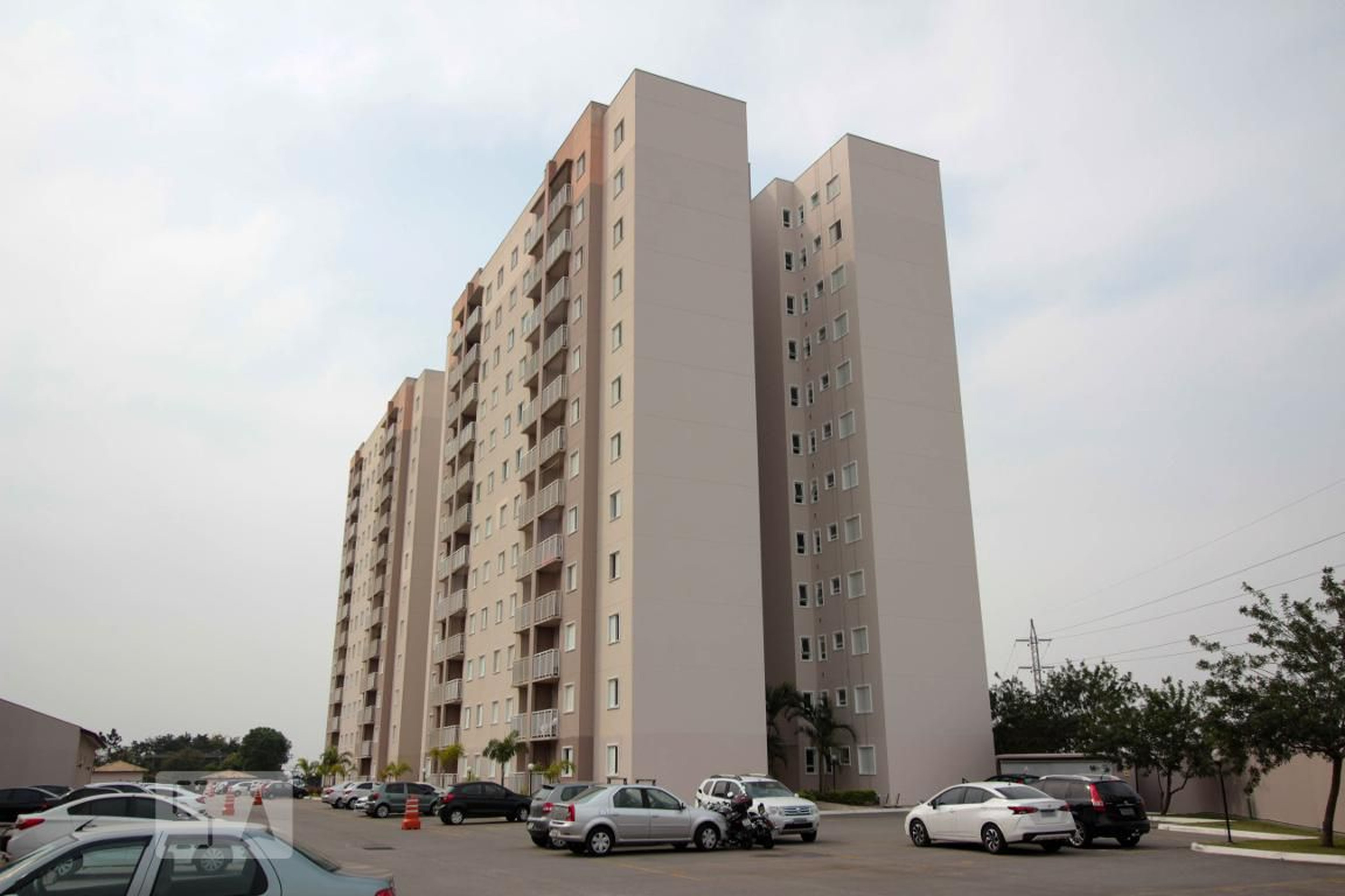 Fachada Condomínio Morada dos Pinheiros