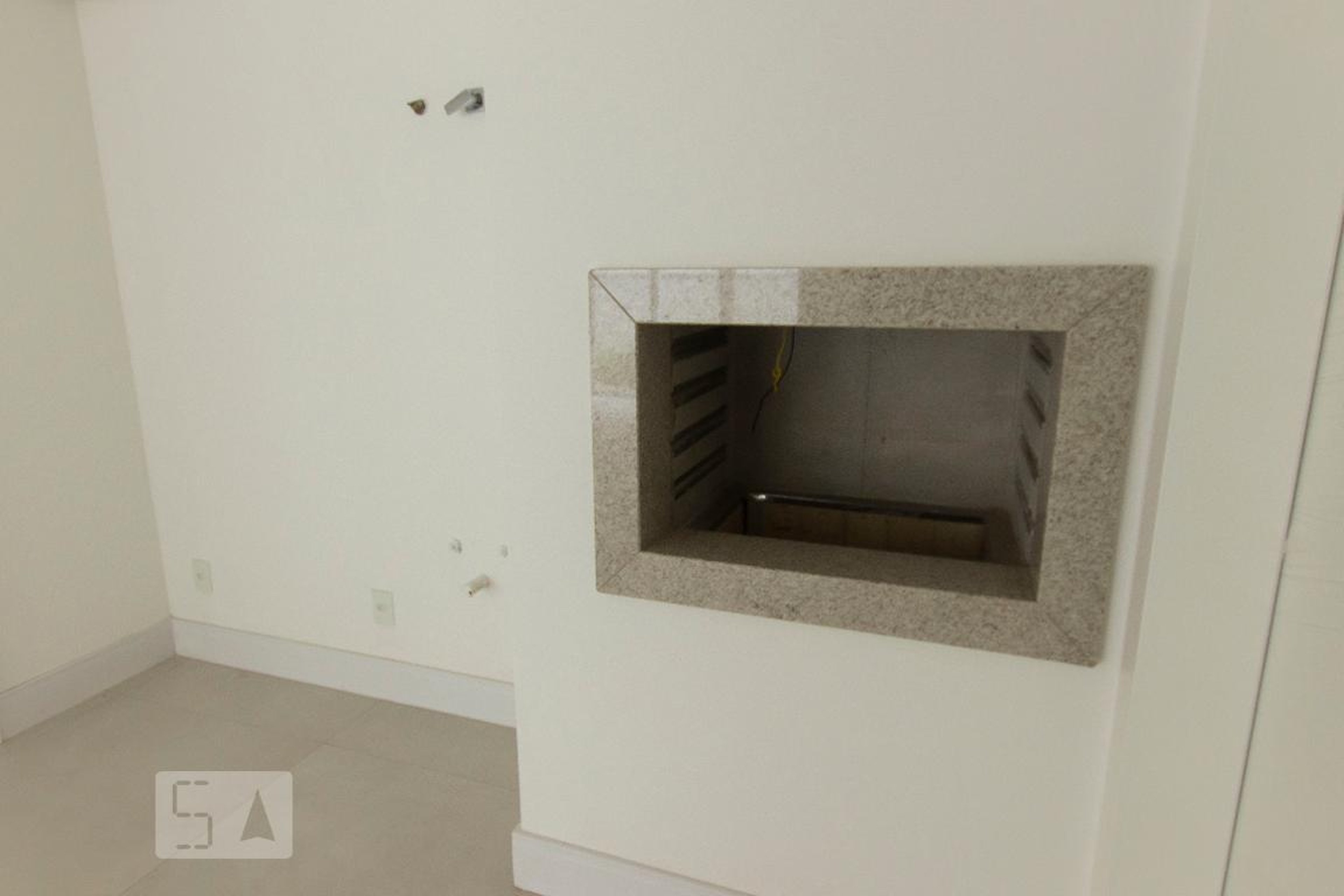 Churrasqueira - Enseada Vila Assunção