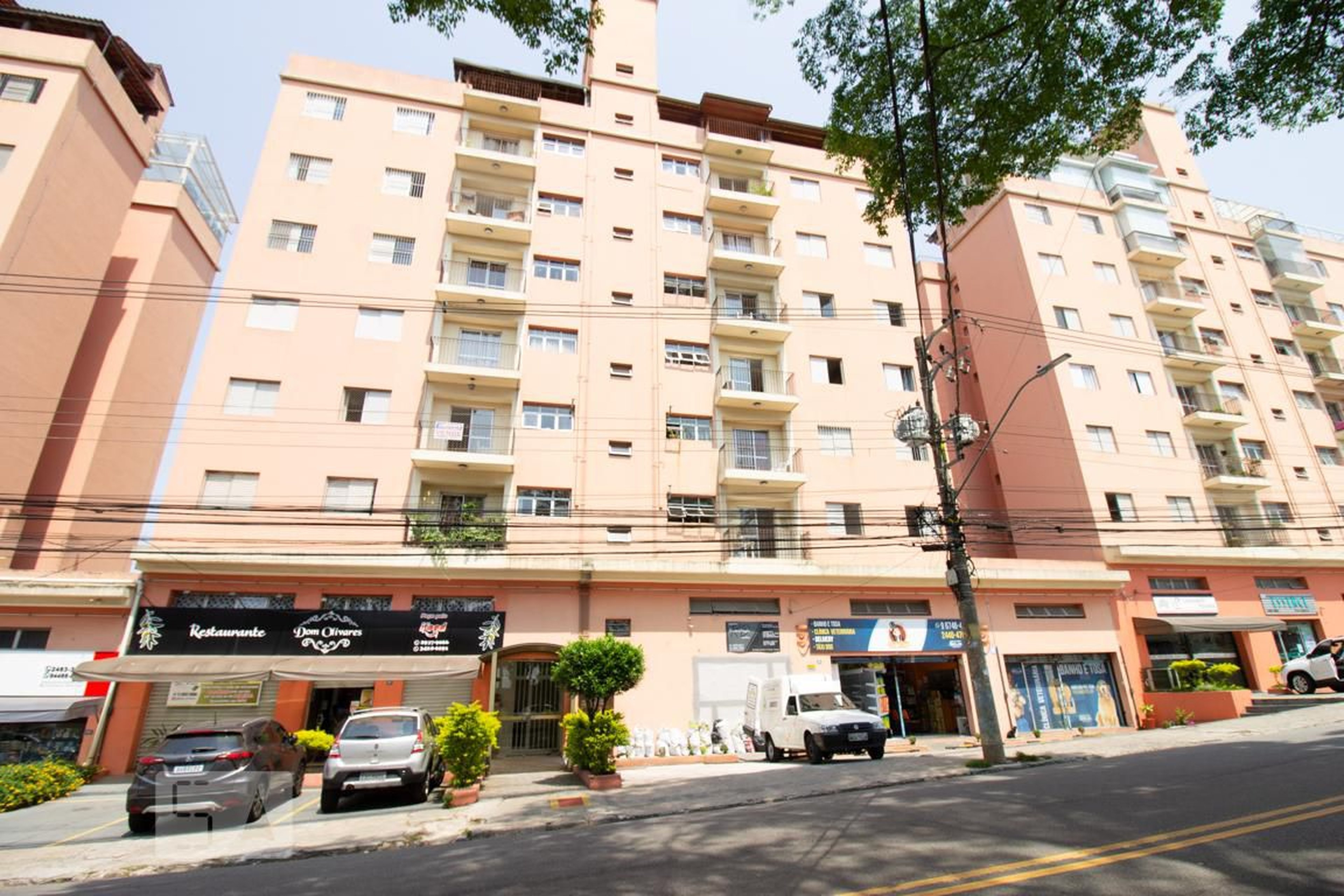 Fachada do Condomínio Condomínio Monte Carlo