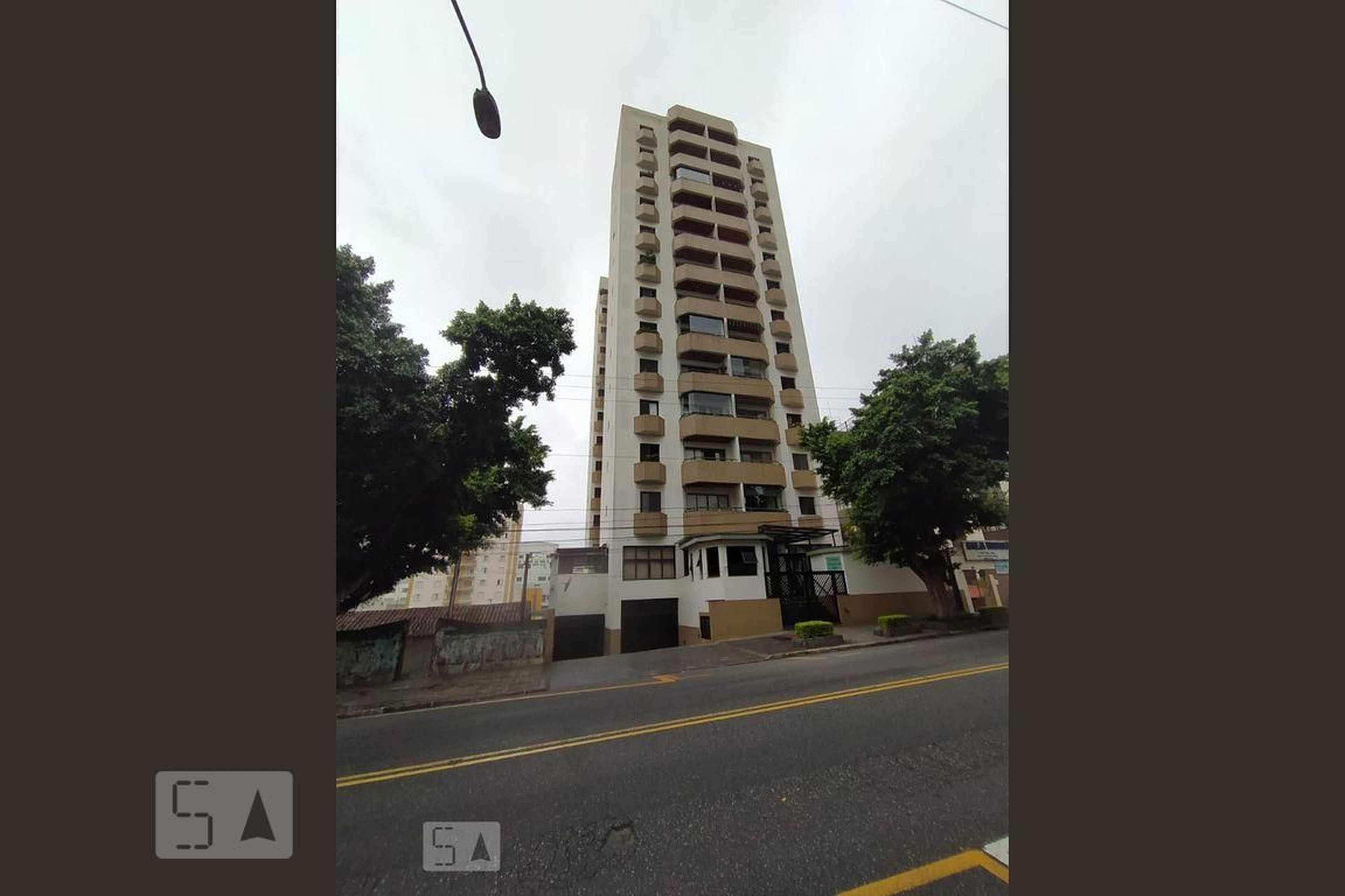 Fachada do Condomínio Condomínio Kentucky