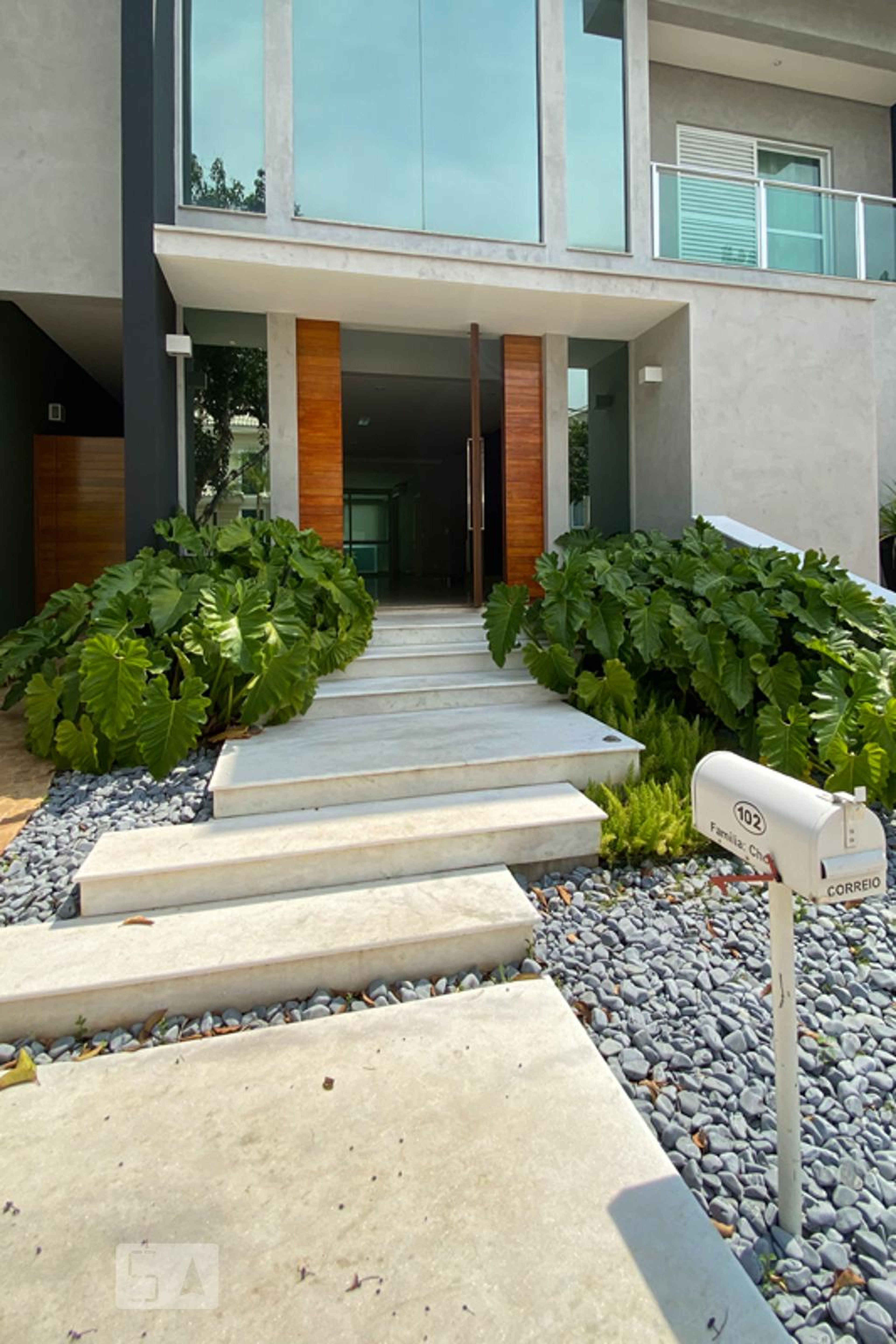 Entrada - Sunset Village