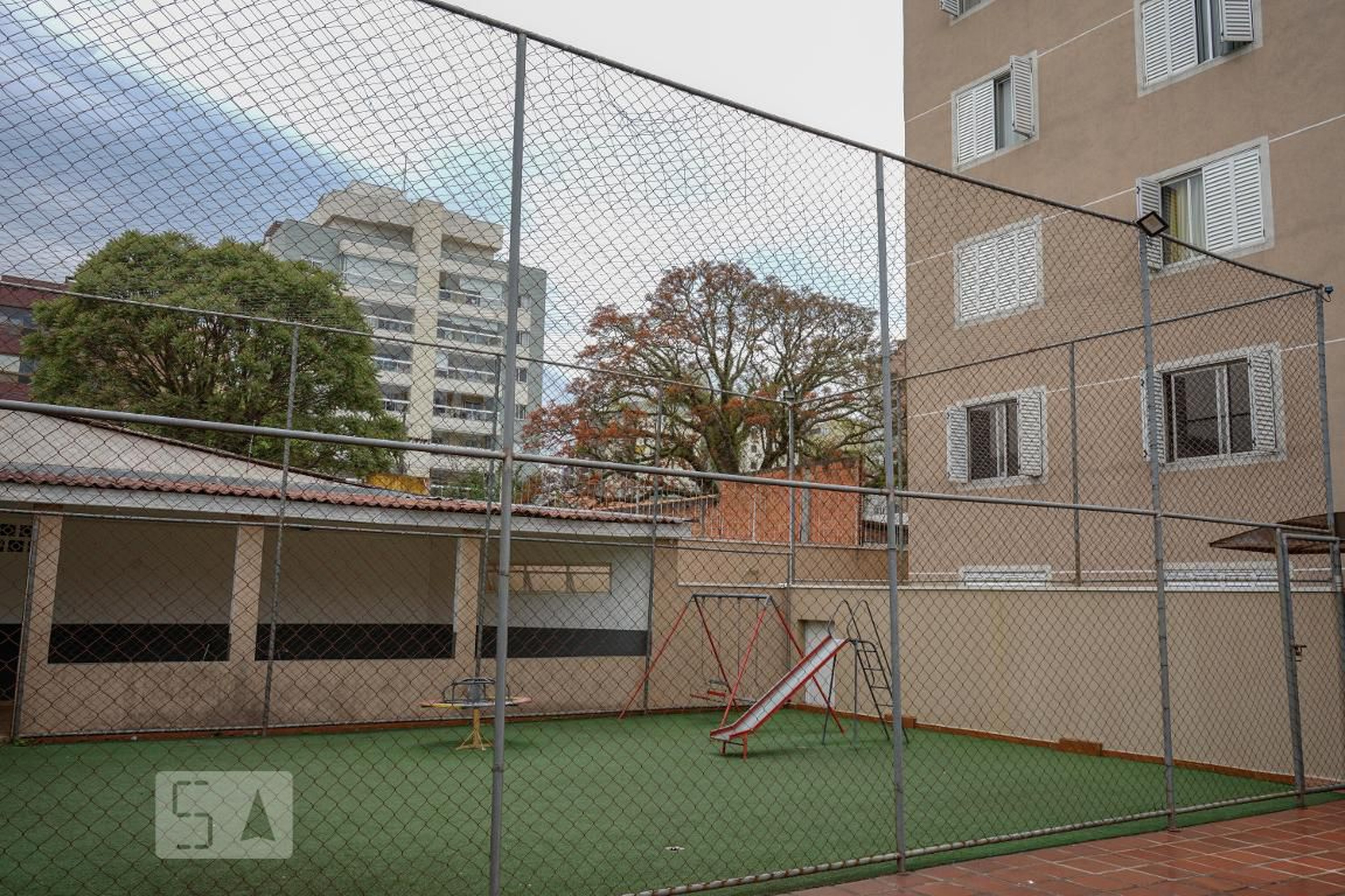 Playground - Edifísio Noel Rosa