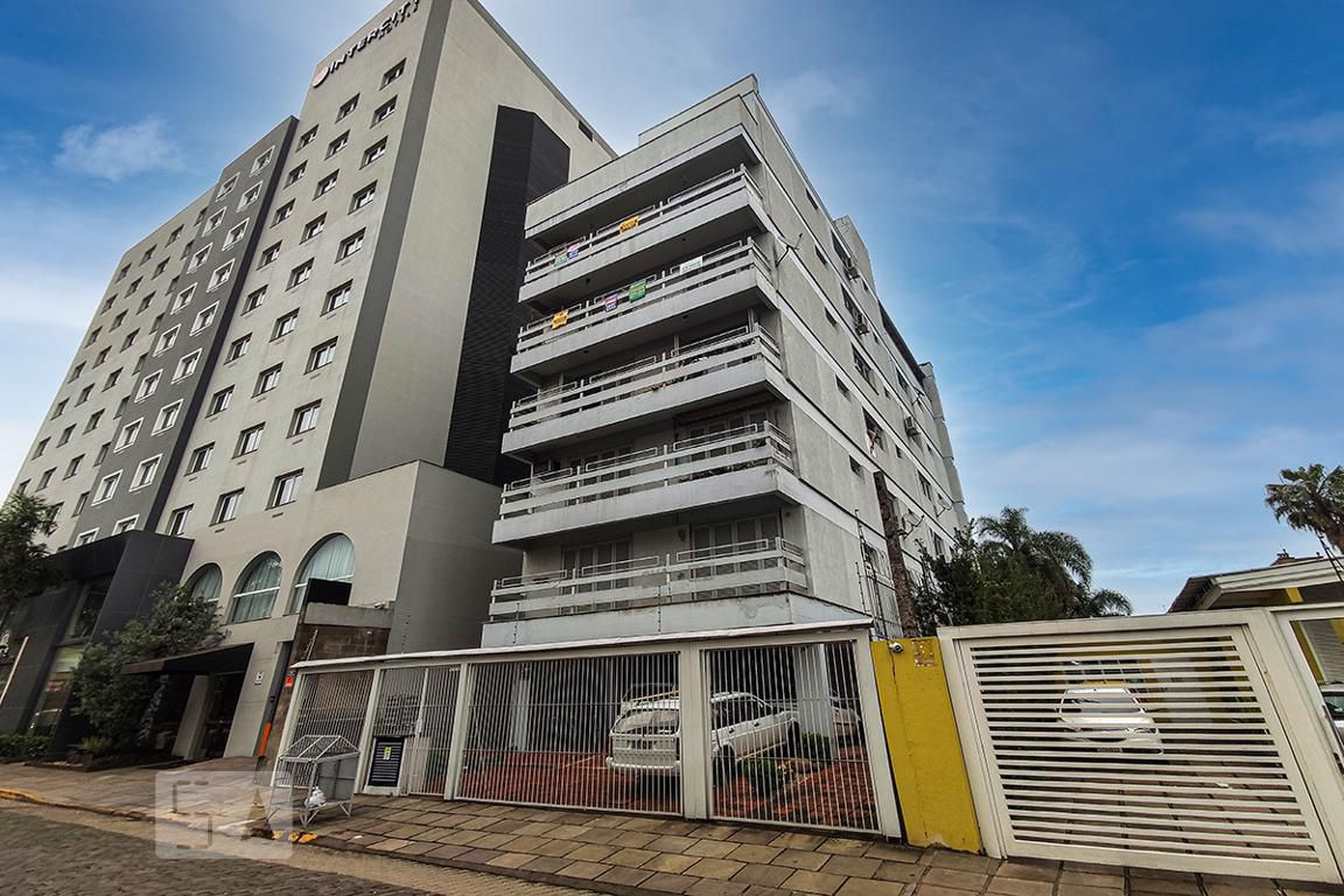 Fachada Condomínio em Rua Marquês do Herval, 1249 