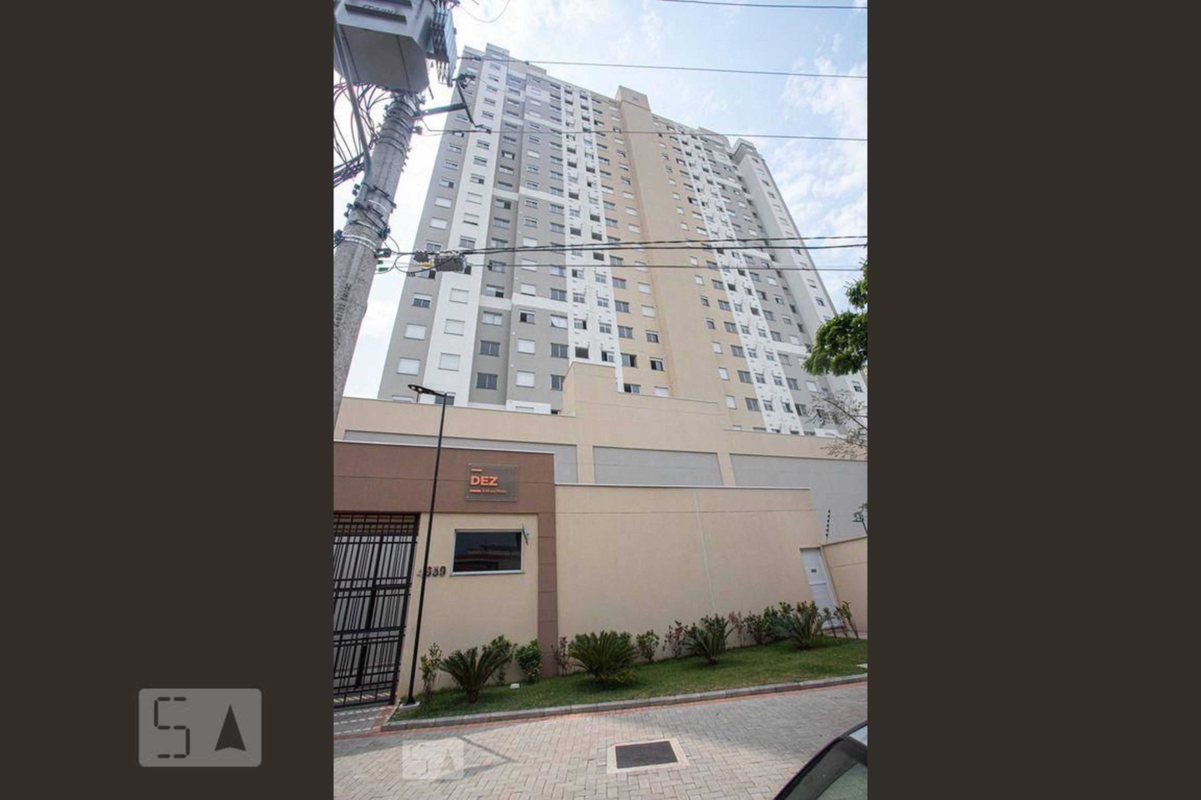 Fachada Condomínio Dez Anhaia Mello