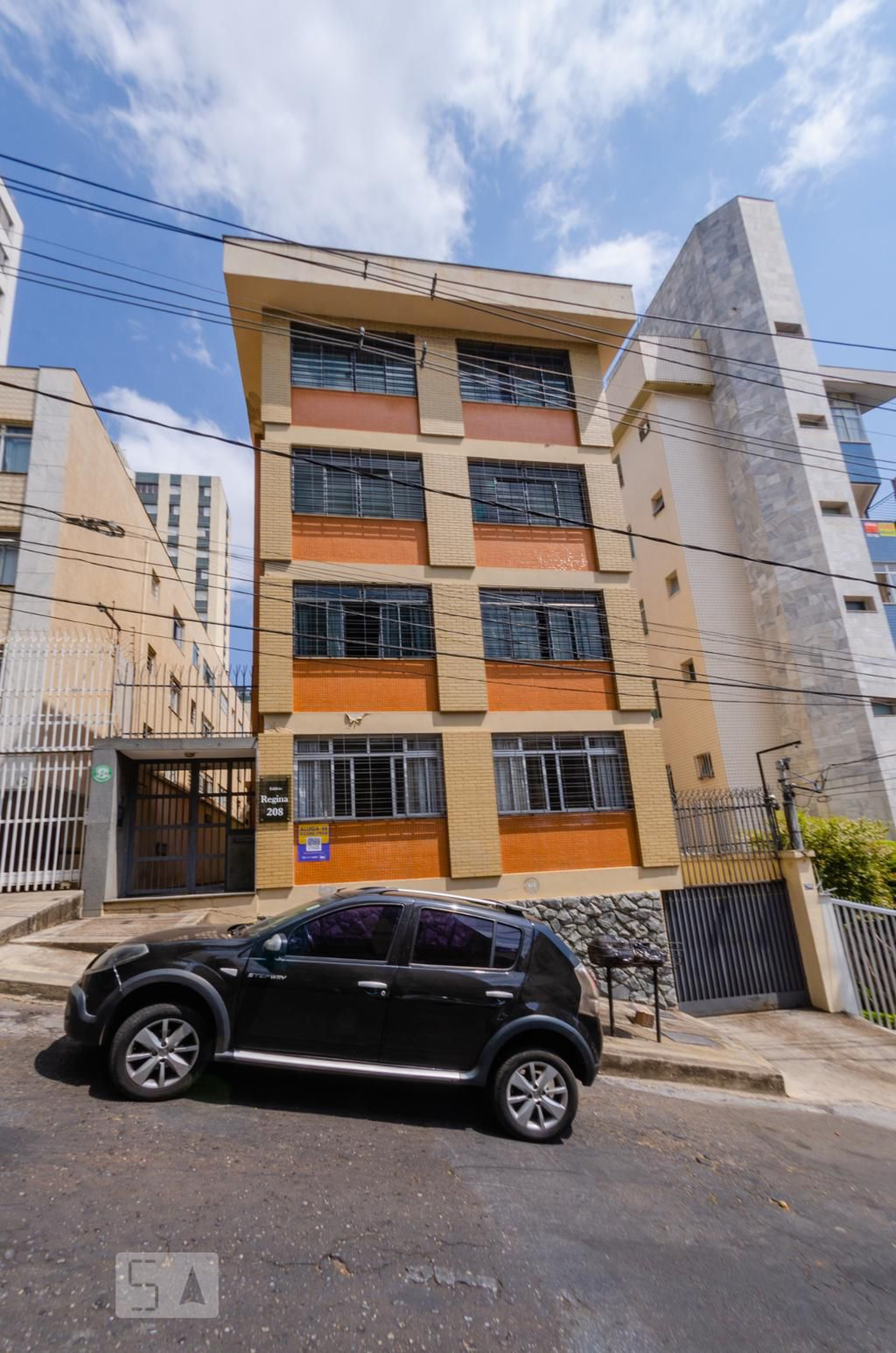 Fachada Condomínio em Rua Eduardo Prado, 208