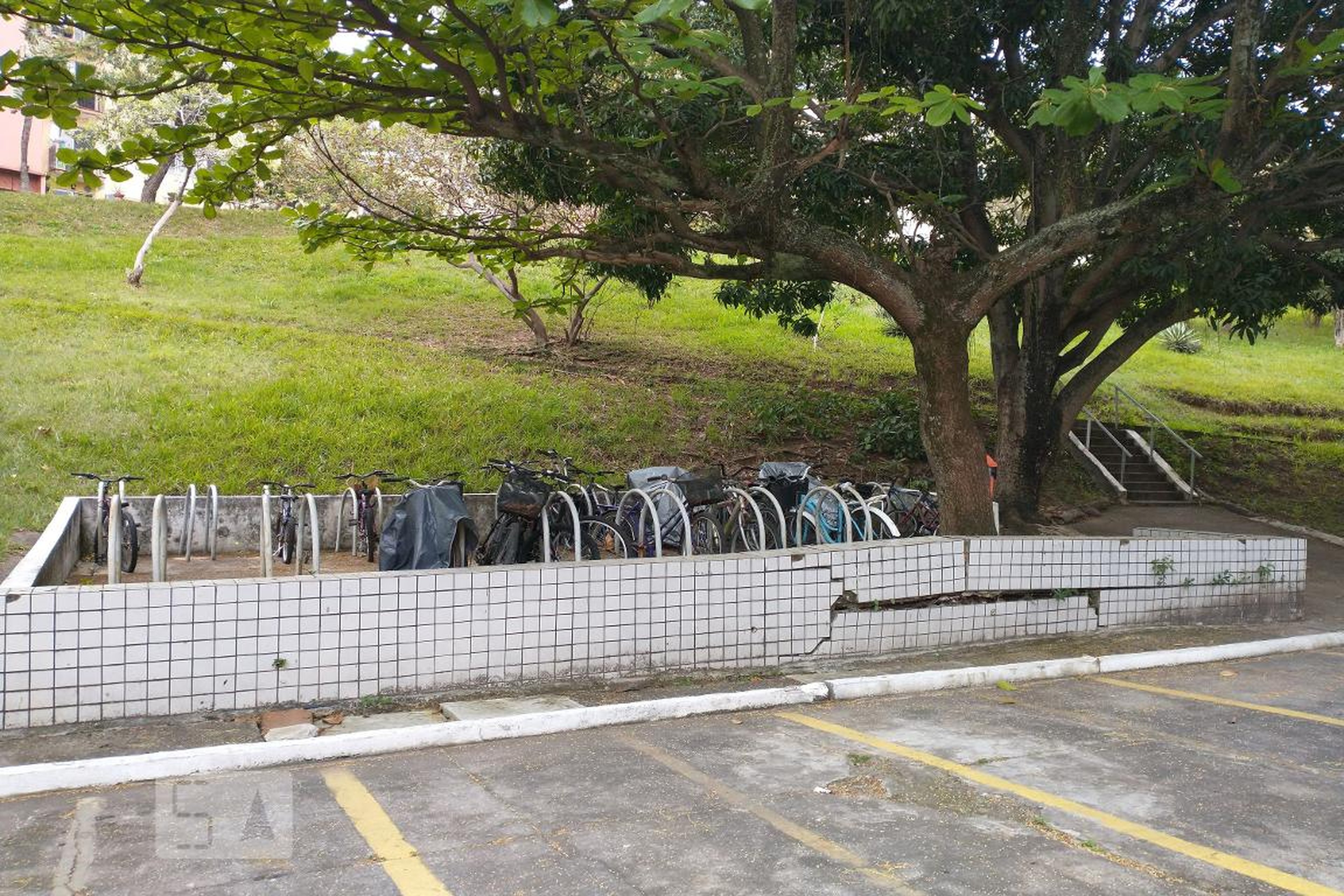 Bicicletario - Village Ouro Preto III