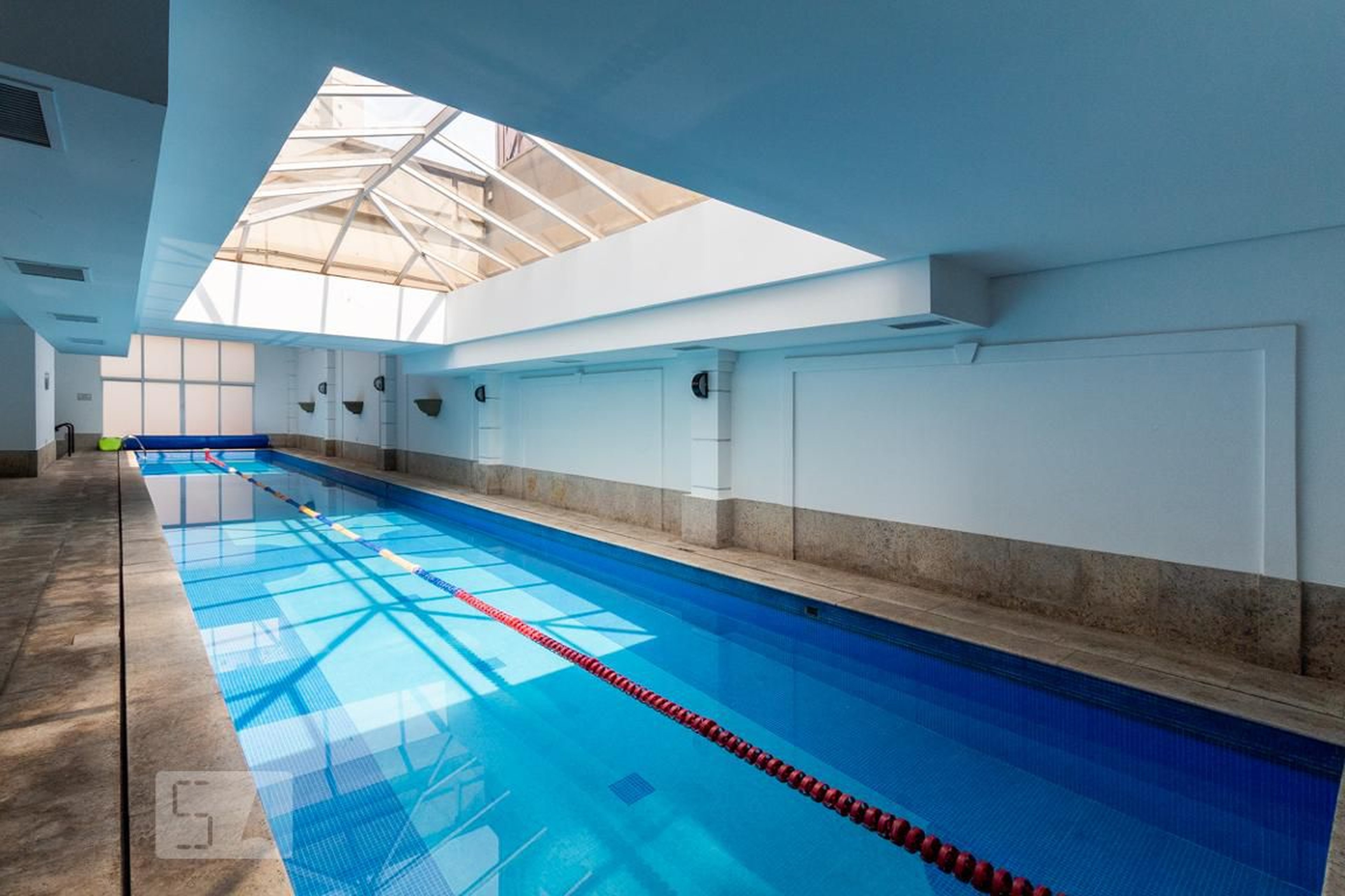 Piscina Coberta - Le Palais