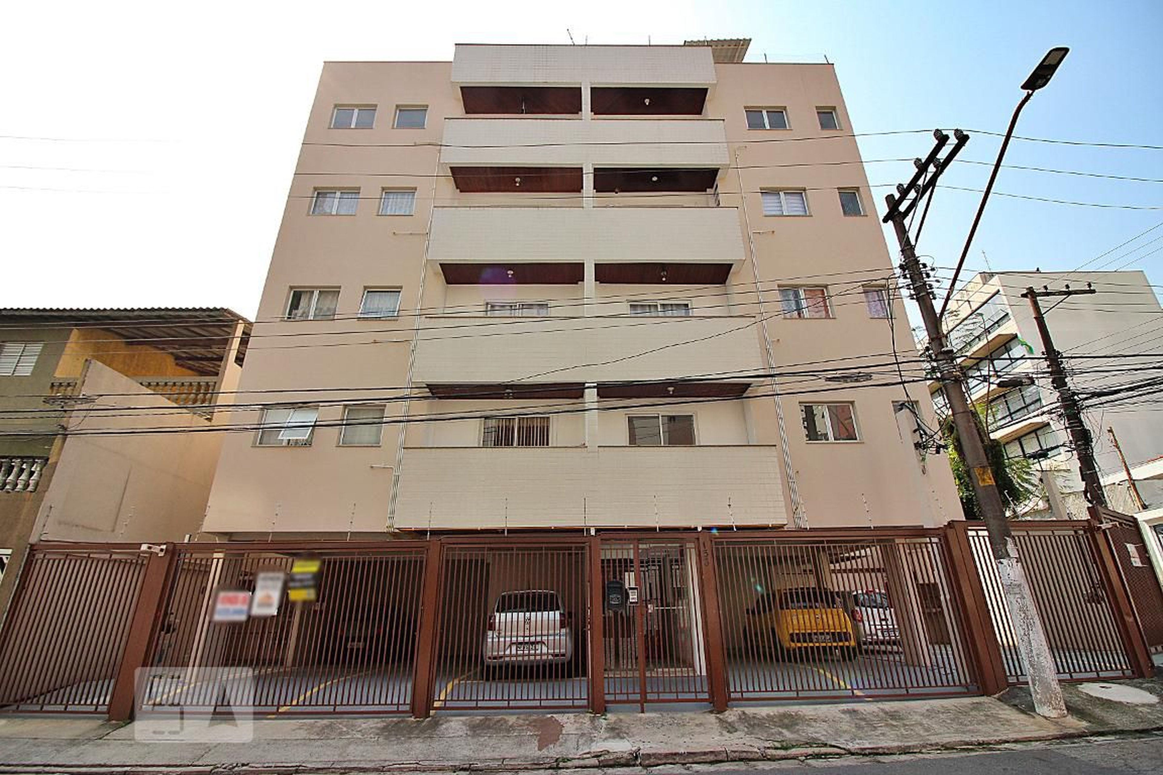 Fachada Condomínio em Rua João Escudeiro, 153