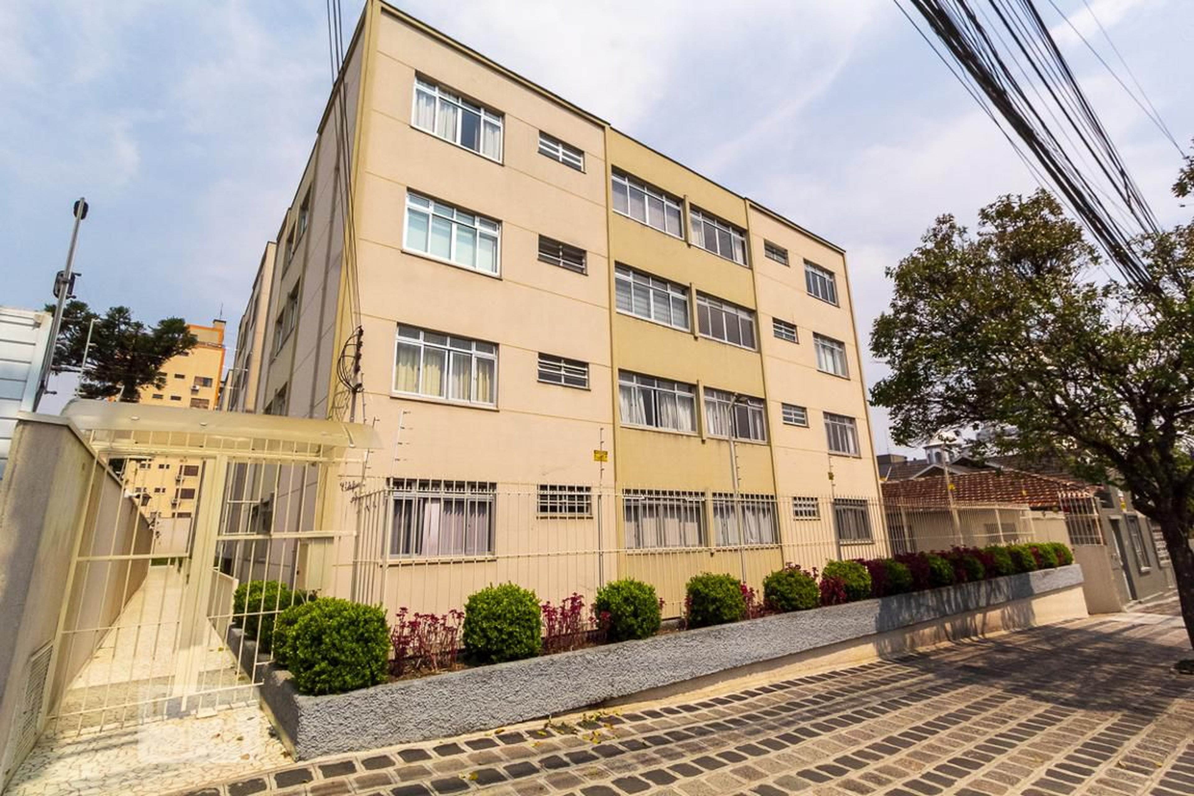 Fachada do Condomínio Edifício Artemis