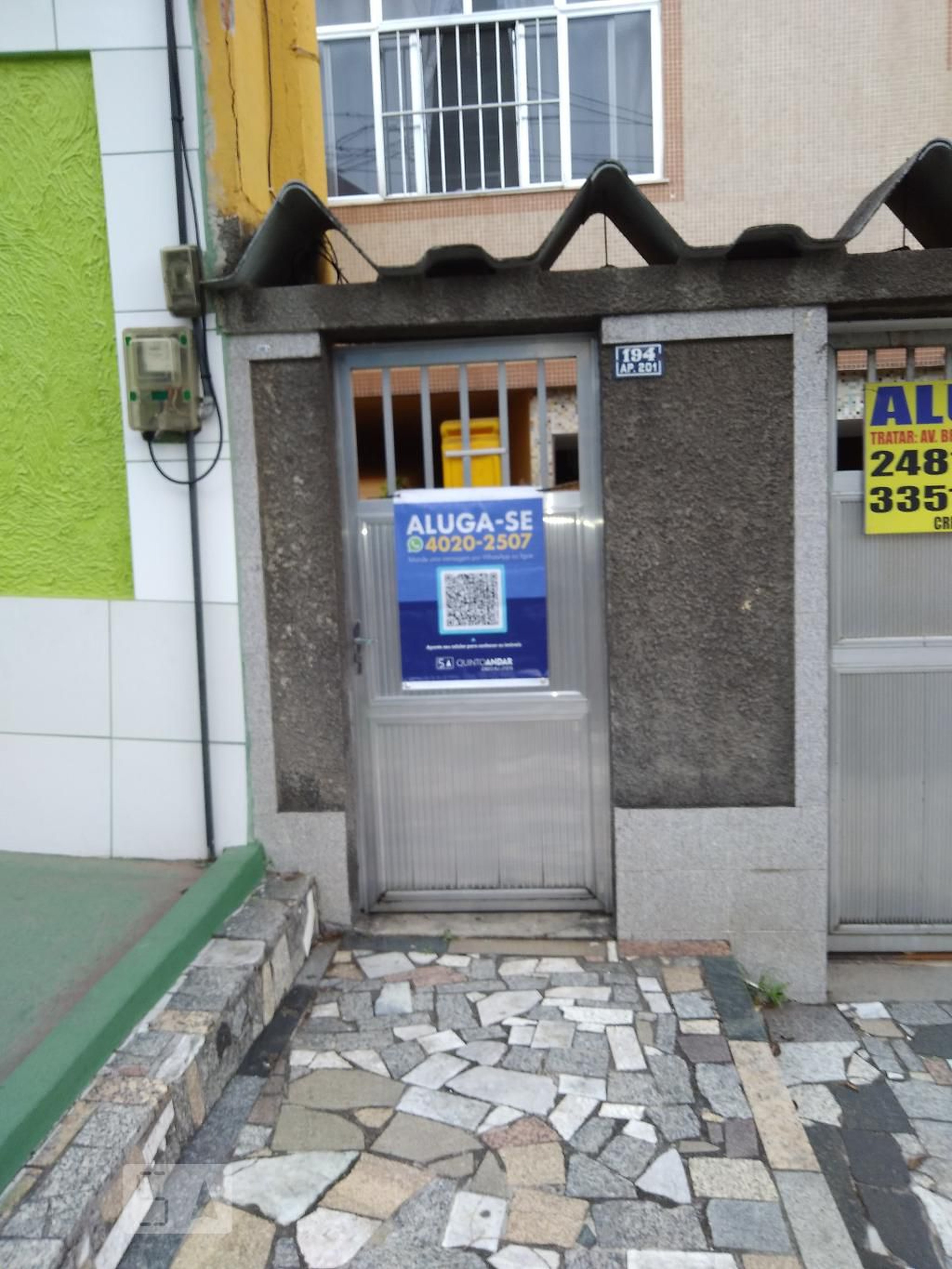 Fachada Condomínio em Rua Olímpio da Mota, 194
