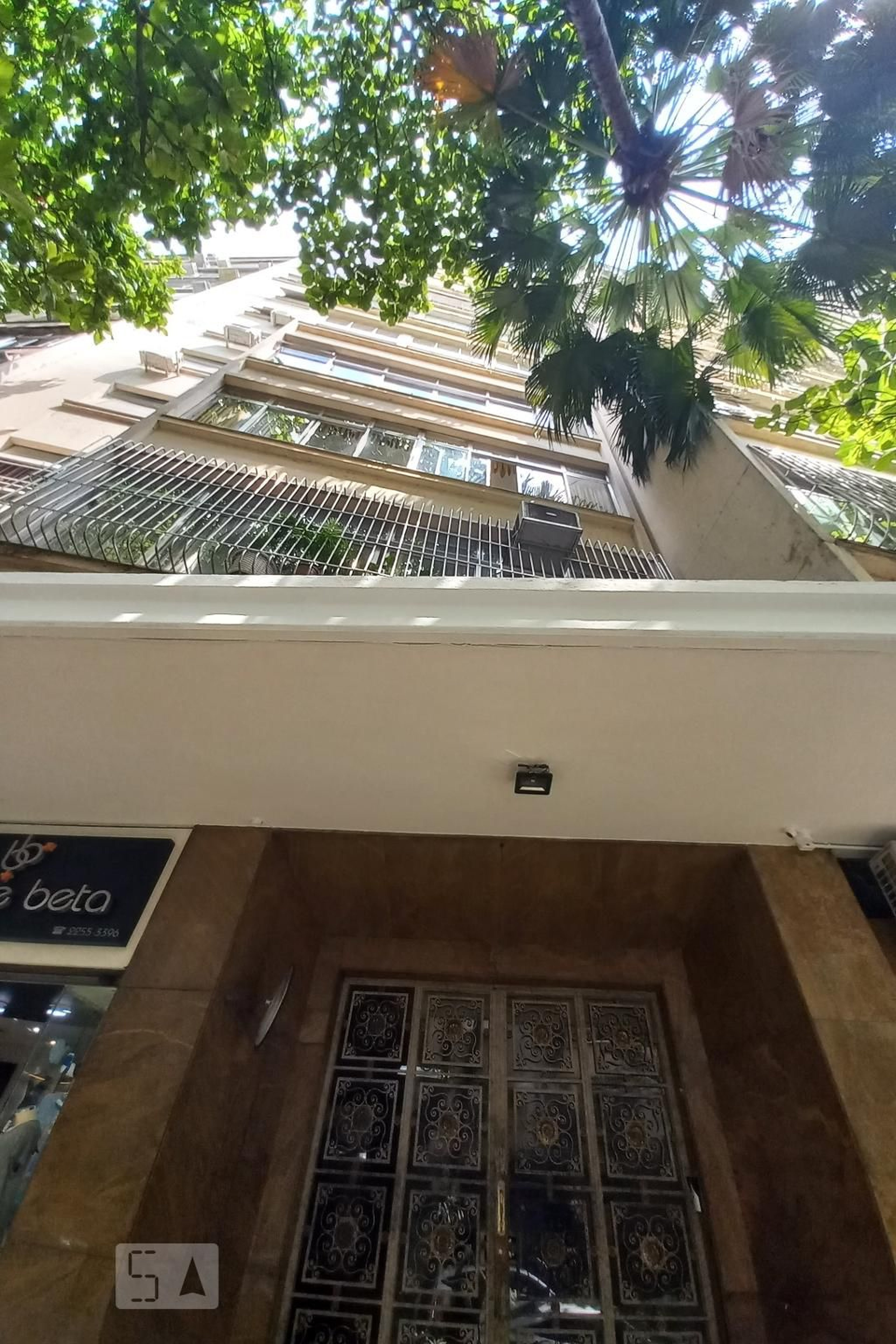 Fachada Condomínio em Rua Raimundo Correia, 904