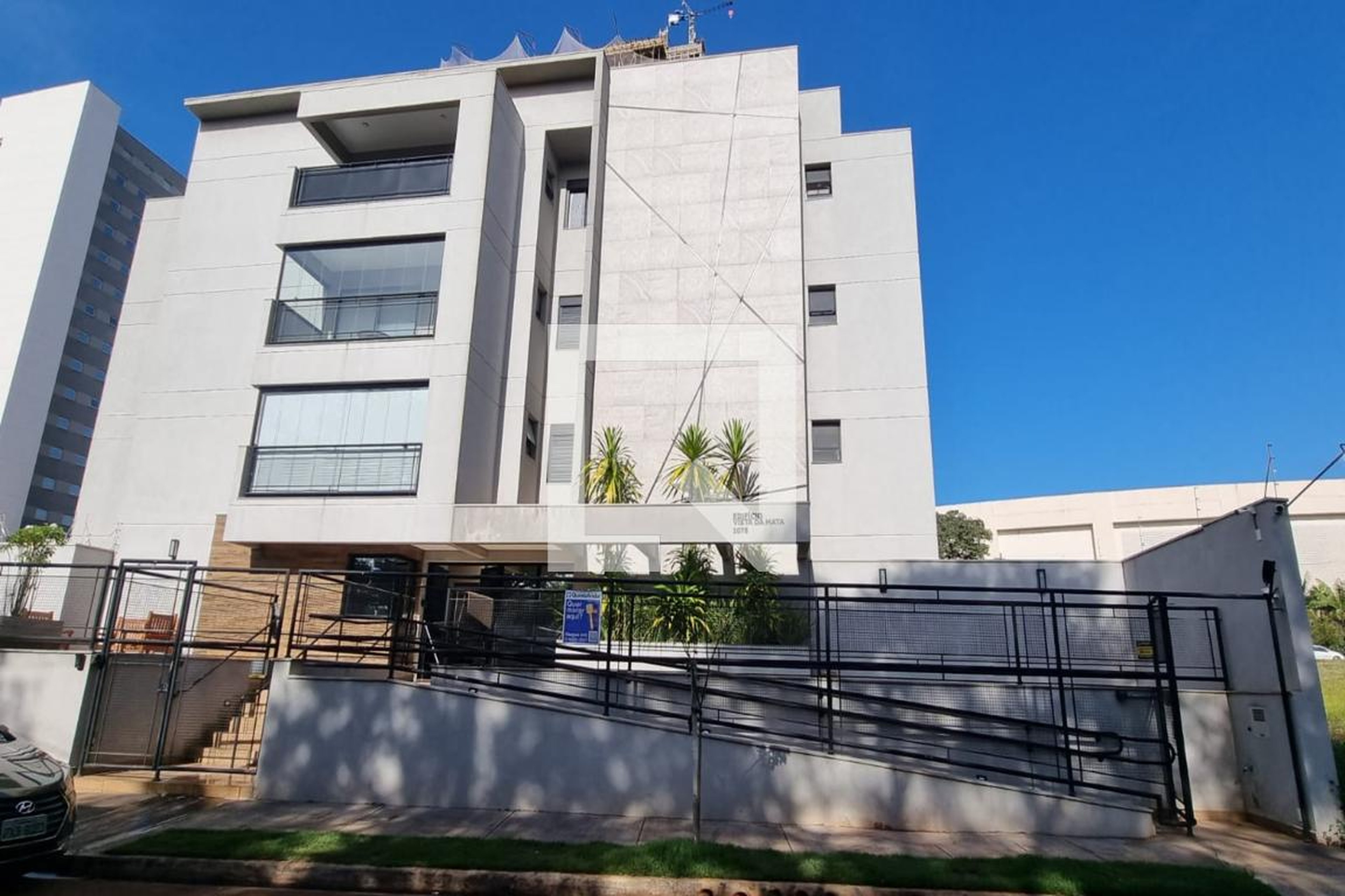 Fachada Condomínio Vista da Mata