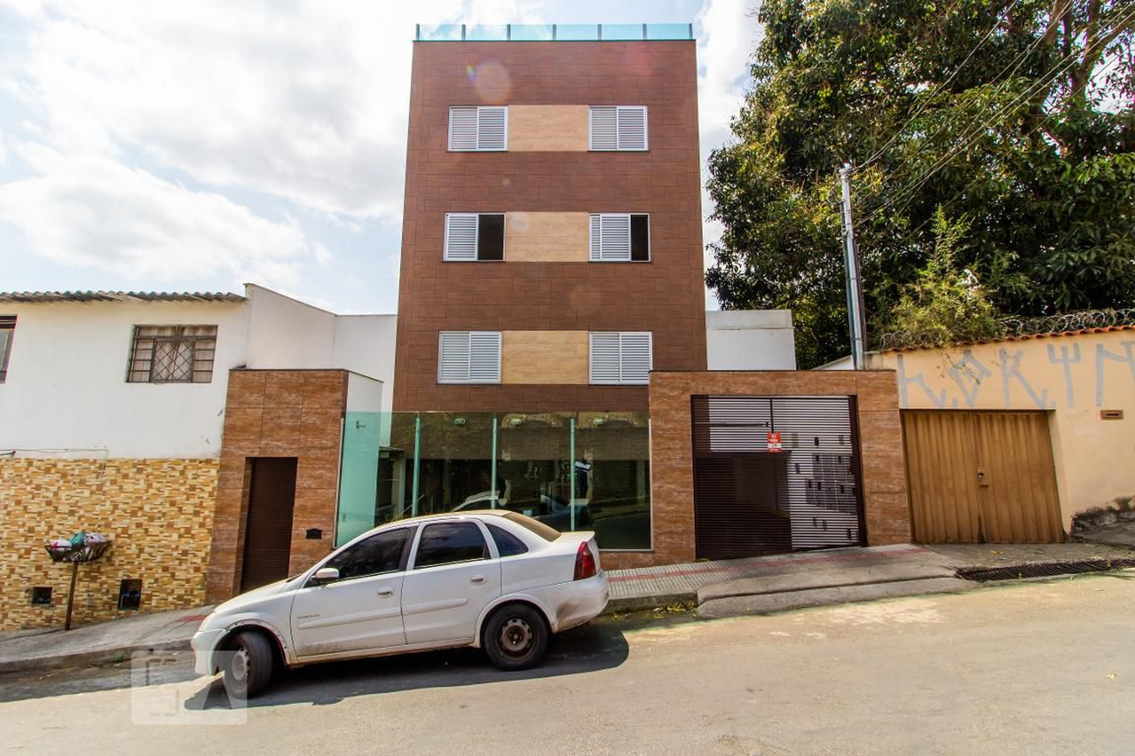 Fachada Condomínio em Rua Iara, 763