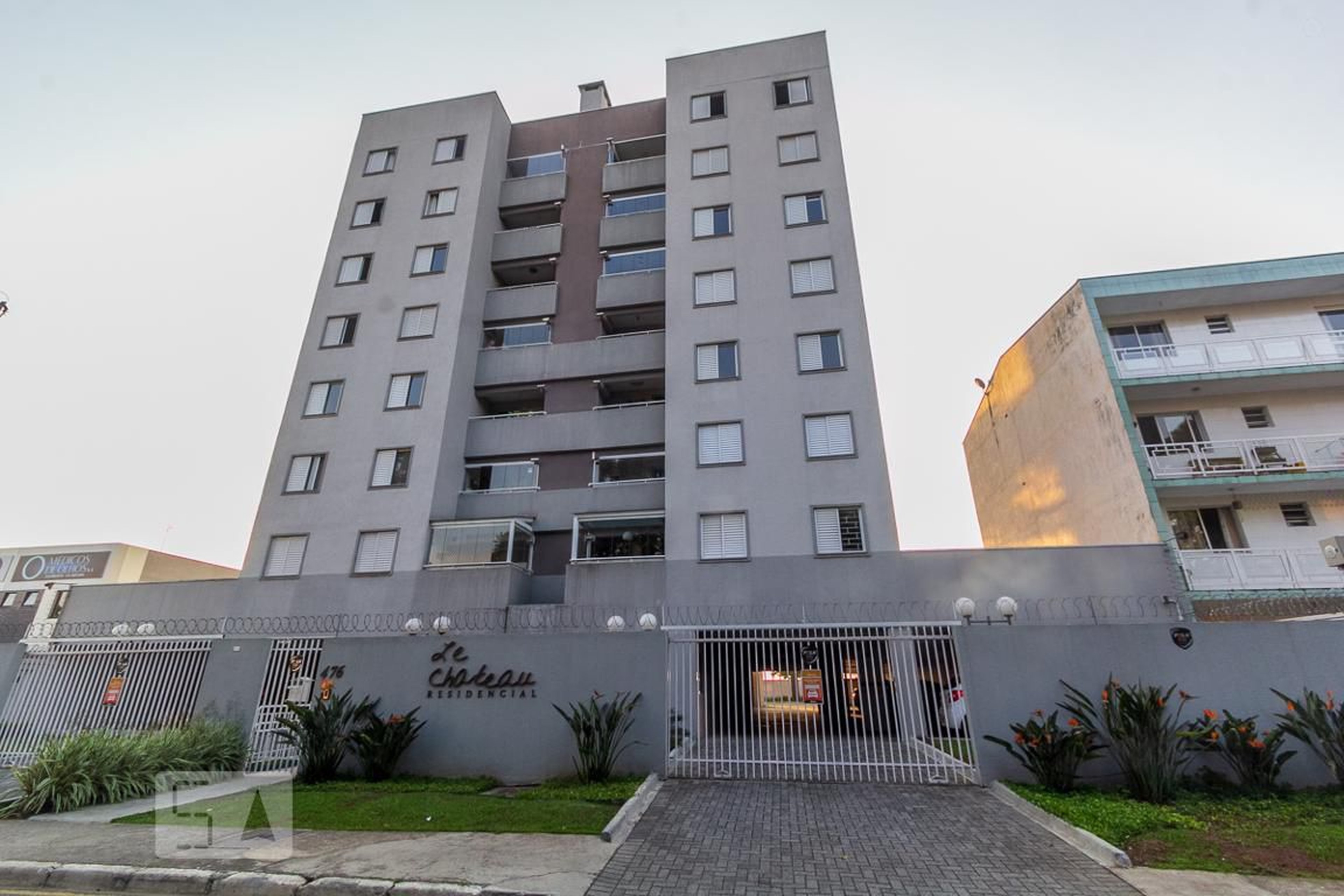 Fachada do Condomínio Condomínio Le Chateau Residencial