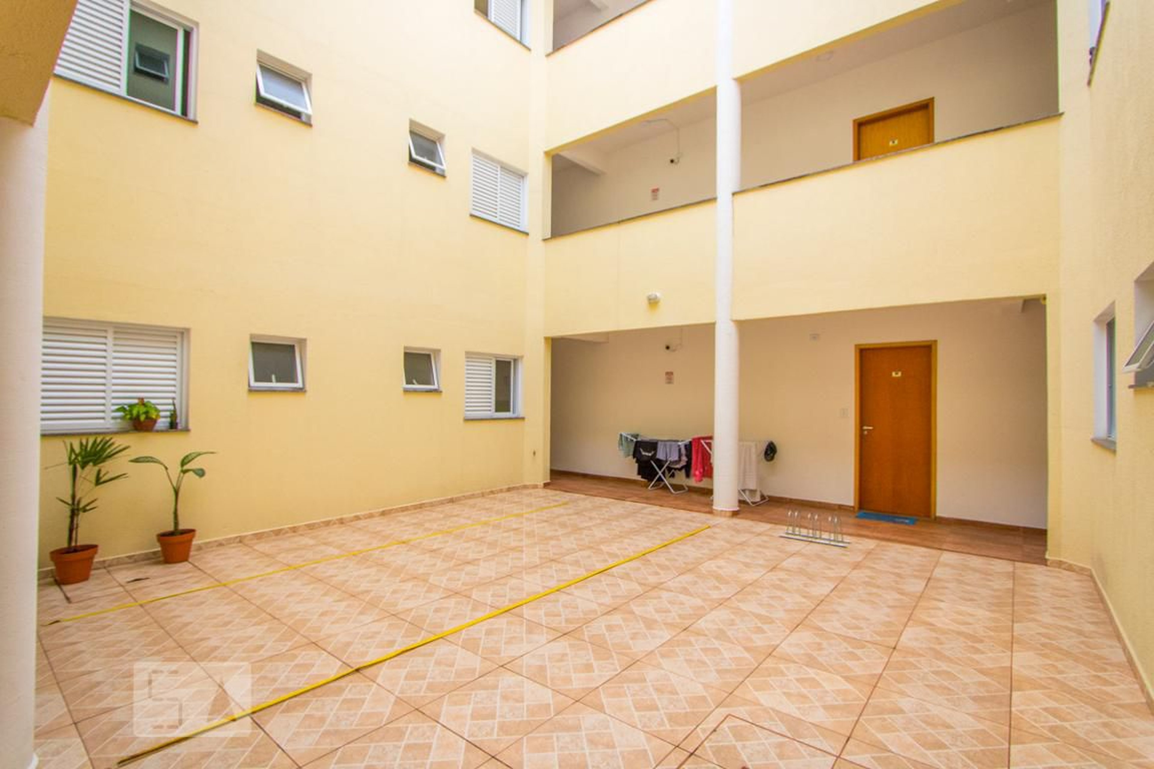 Área comum - Alzira Lisboa Franco