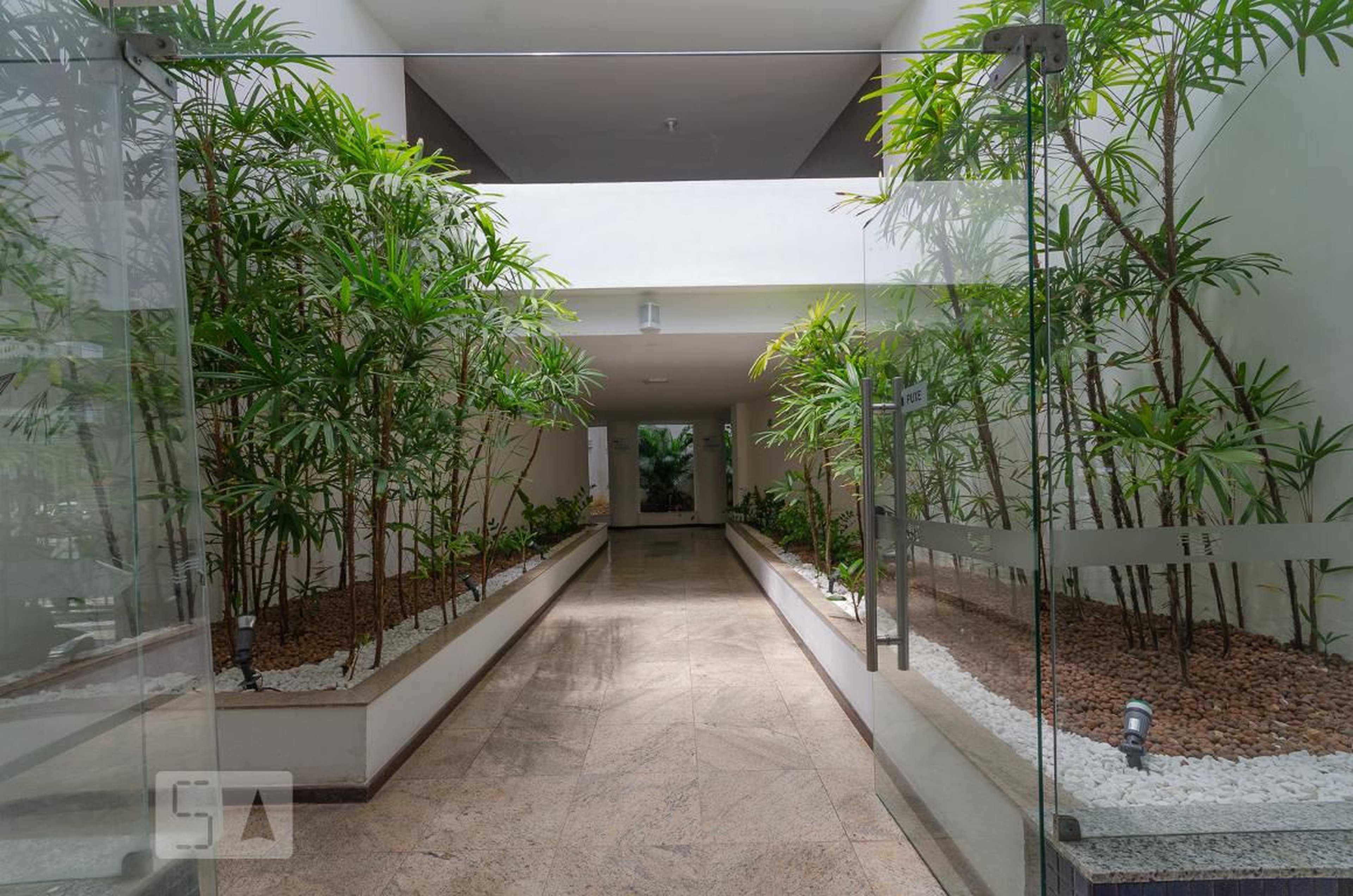 Hall de Entrada - Mansão do Bosque