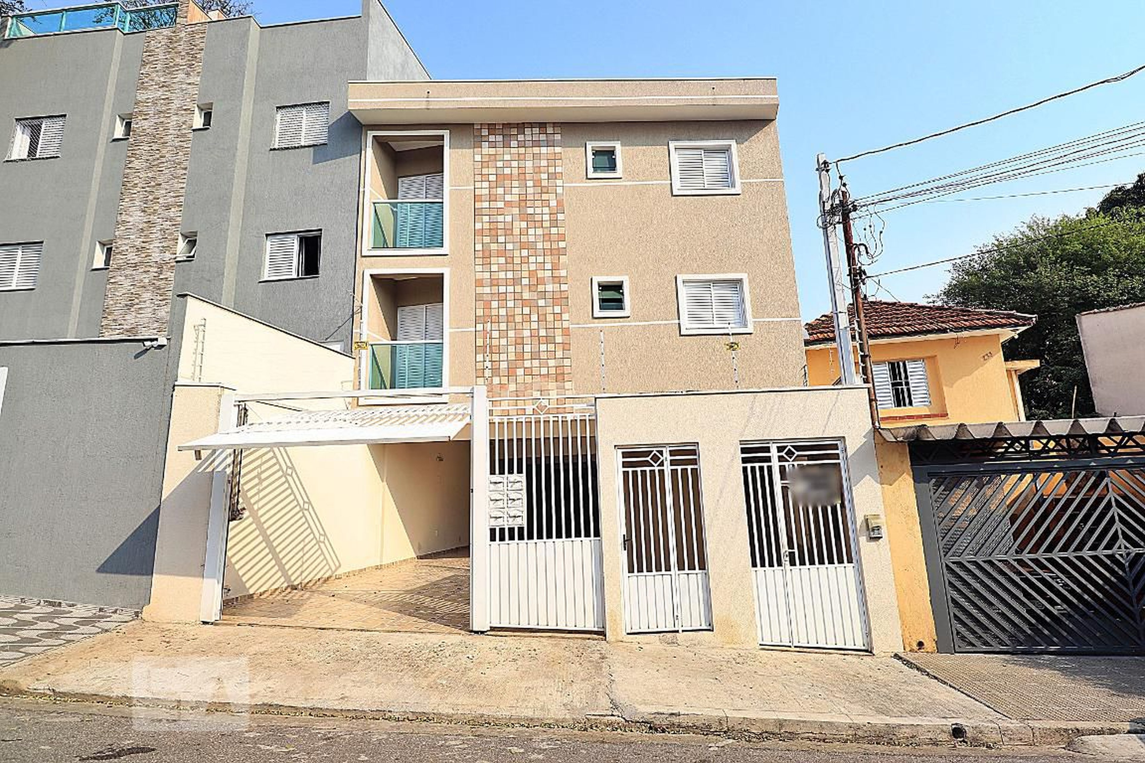 Fachada Condomínio em Rua das Nações, 40