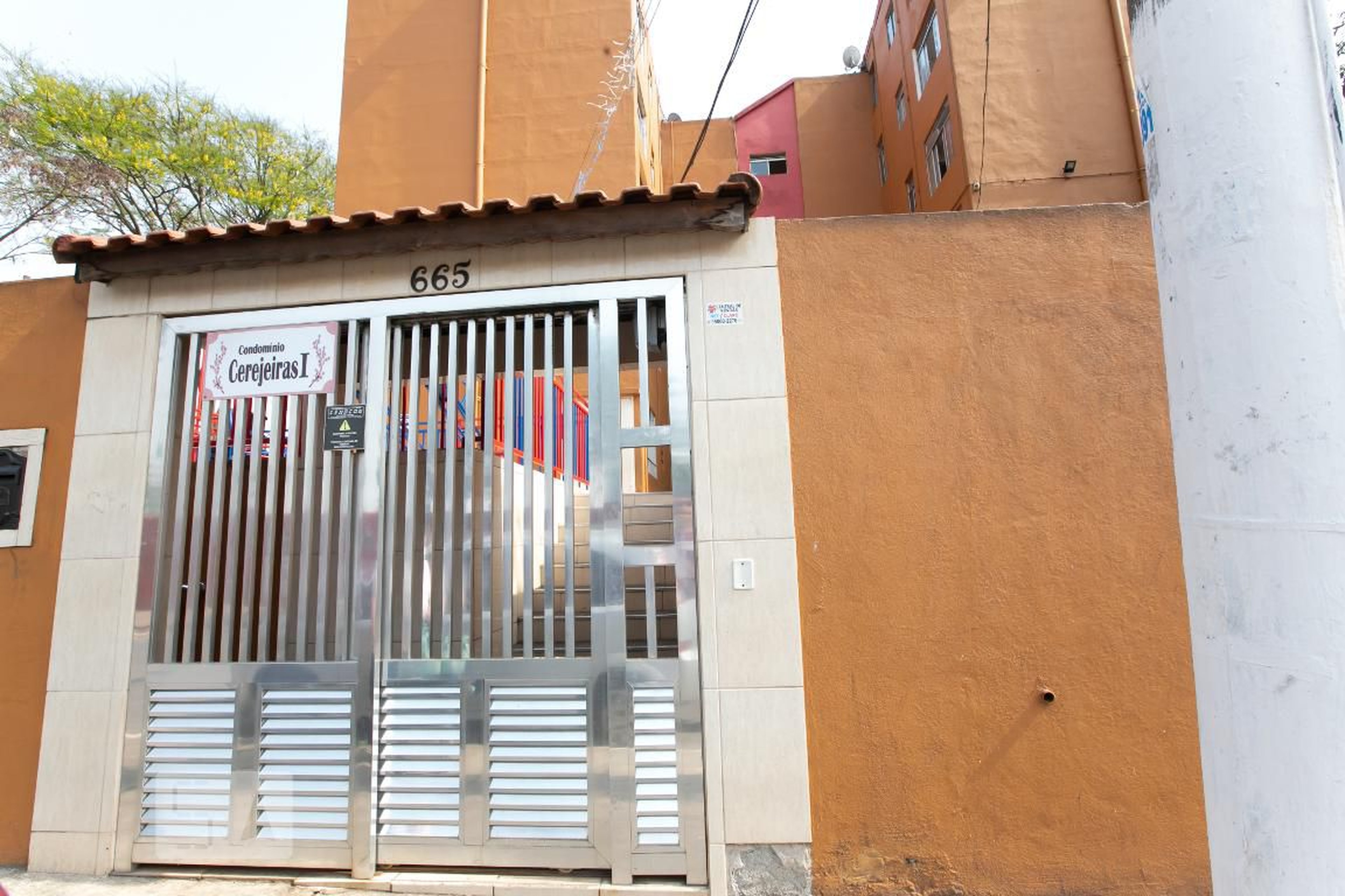 Fachada Condomínio Cerejeiras I