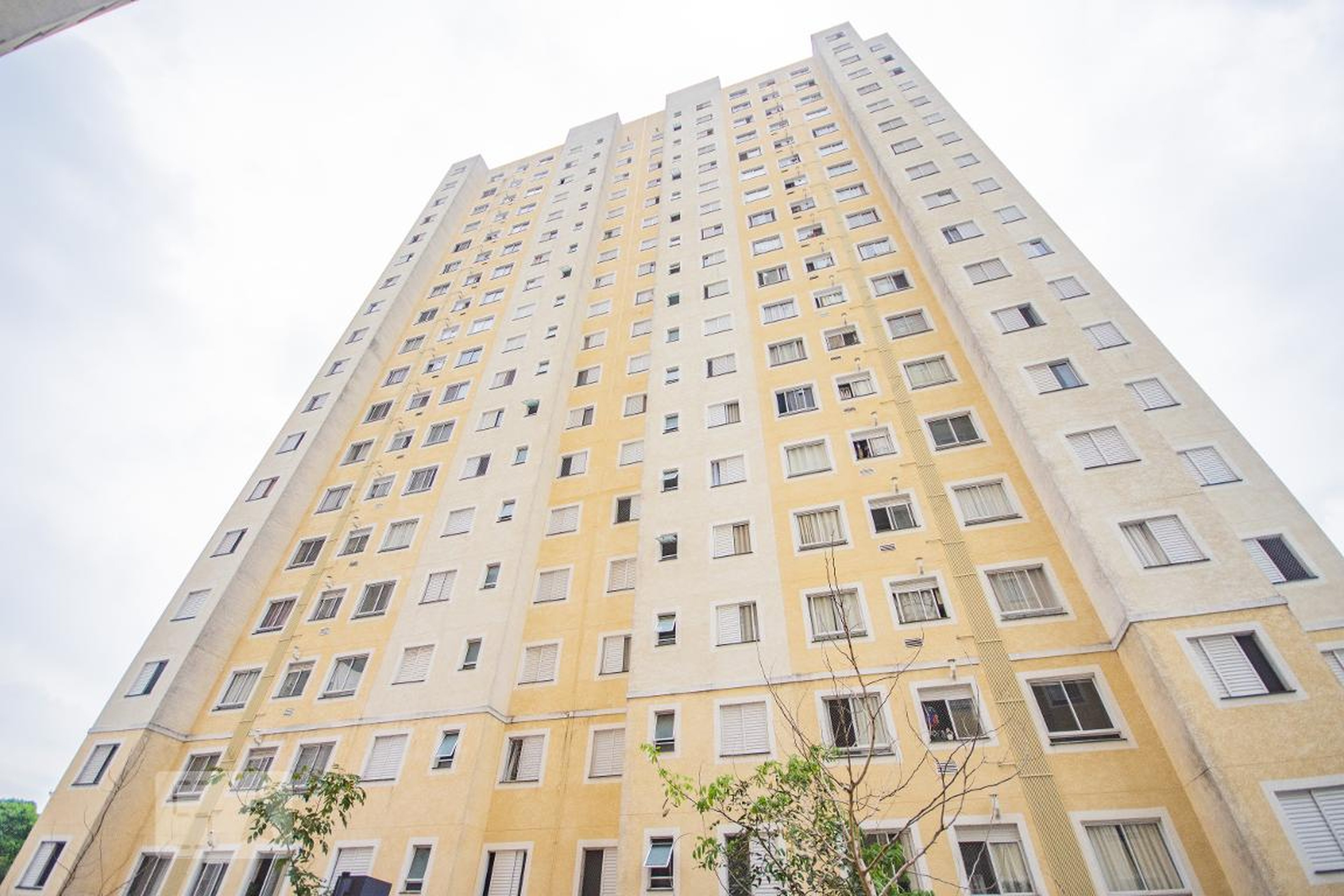 Fachada Condomínio em Avenida Professora Virgília Rodrigues Alves de Carvalho Pinto, 127