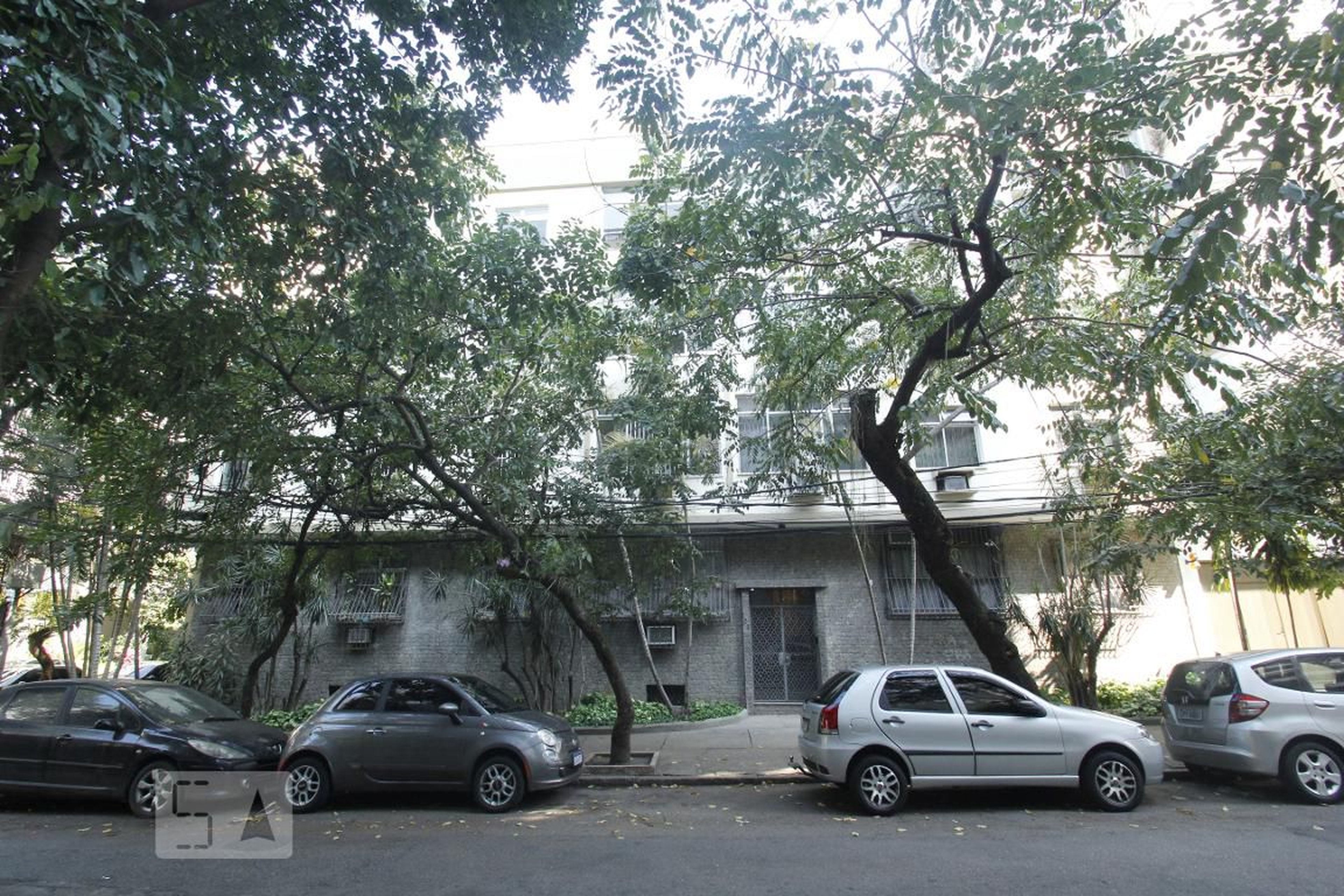 Fachada do Prédio Condomínio Ofir de Fão