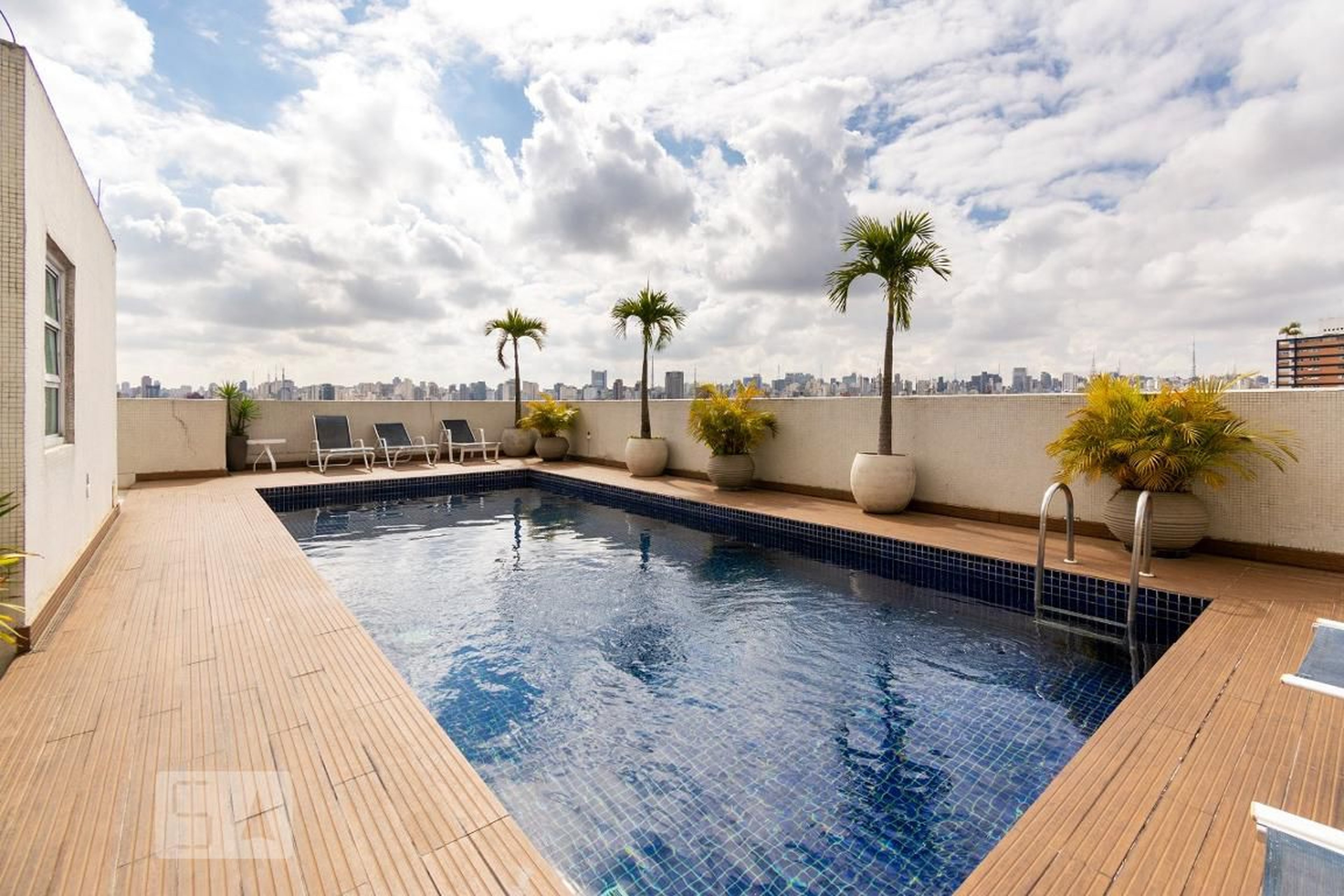 Piscina - Rute e Beatriz