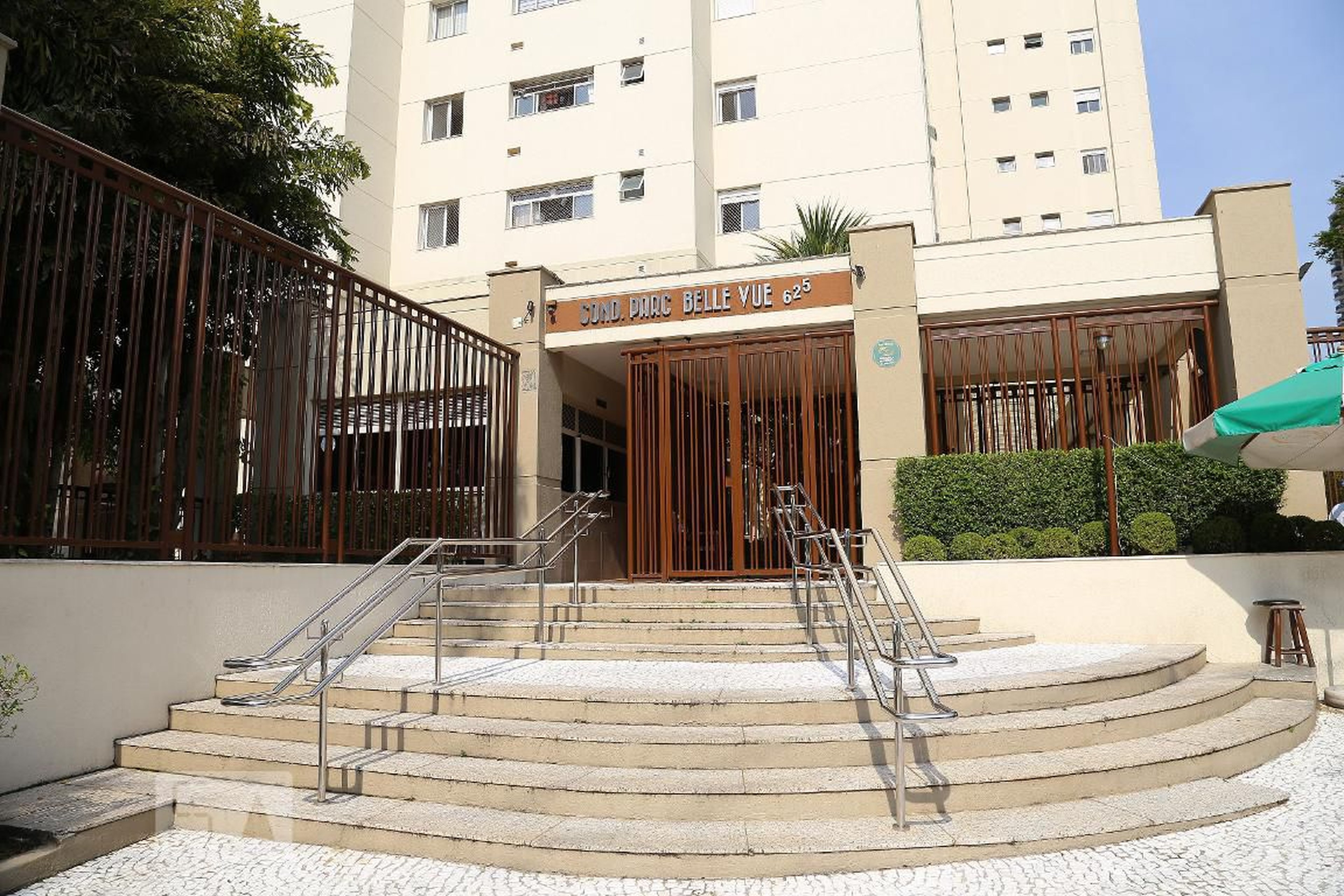 Fachada do Condomínio Condomínio Parc Belle Vue