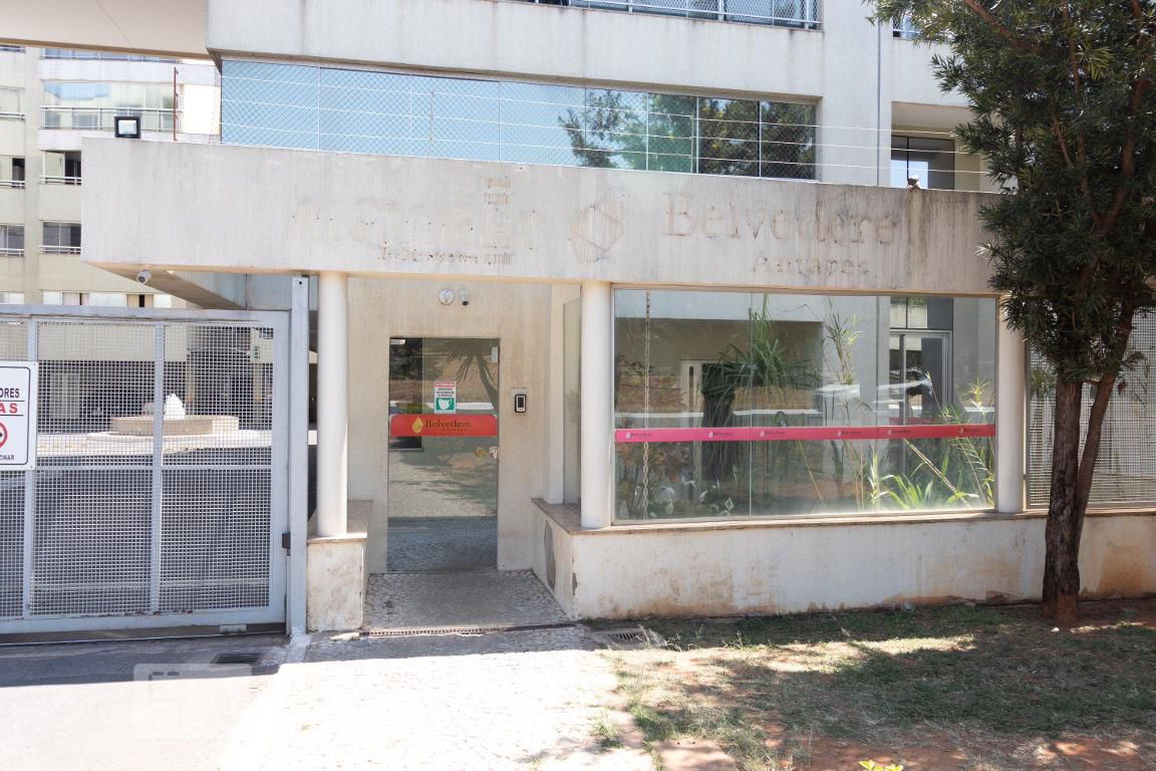 Fachada do Condomínio Condomínio Belvedere Antares