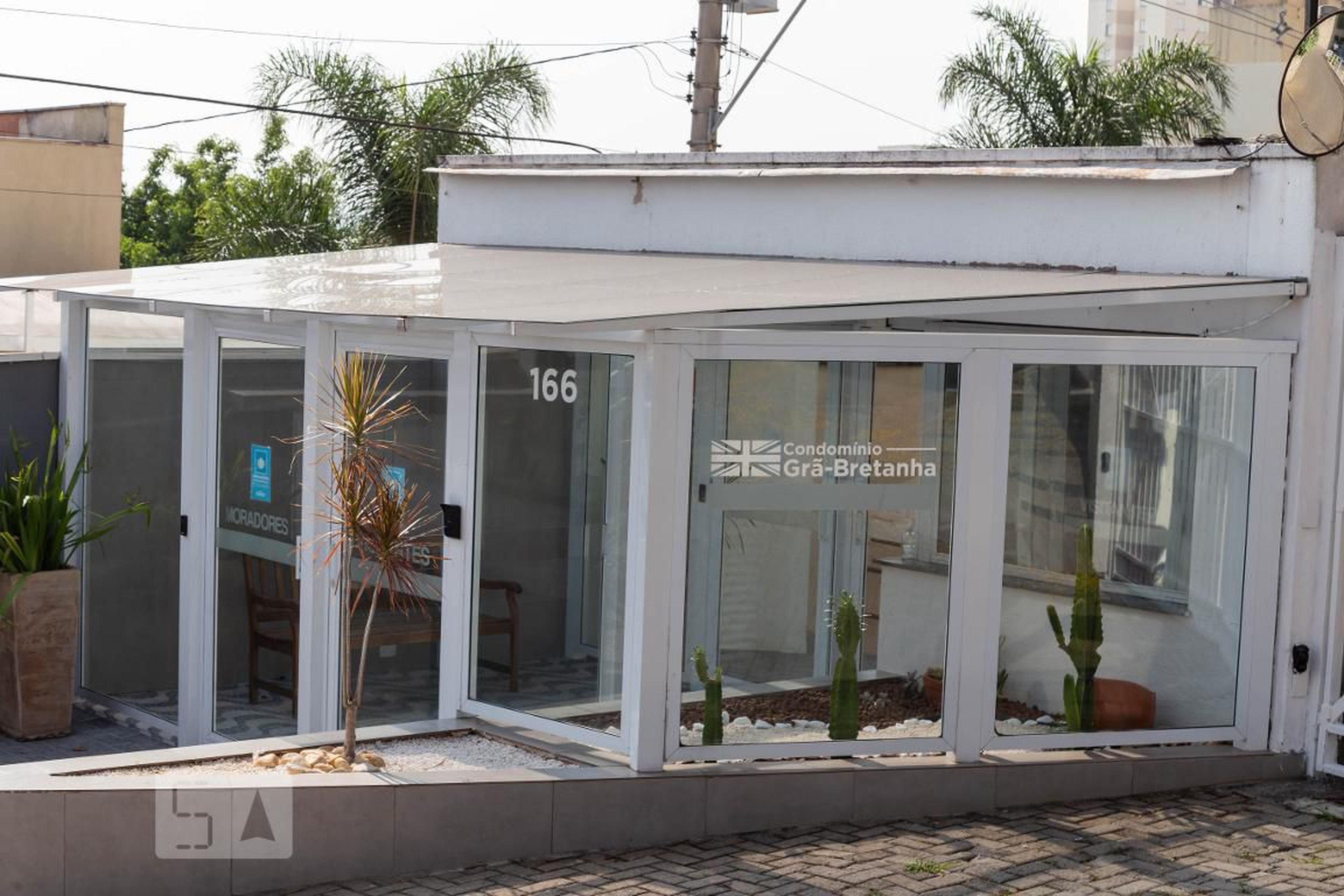 Fachada do Condominio Condomínio Grã-bretanha