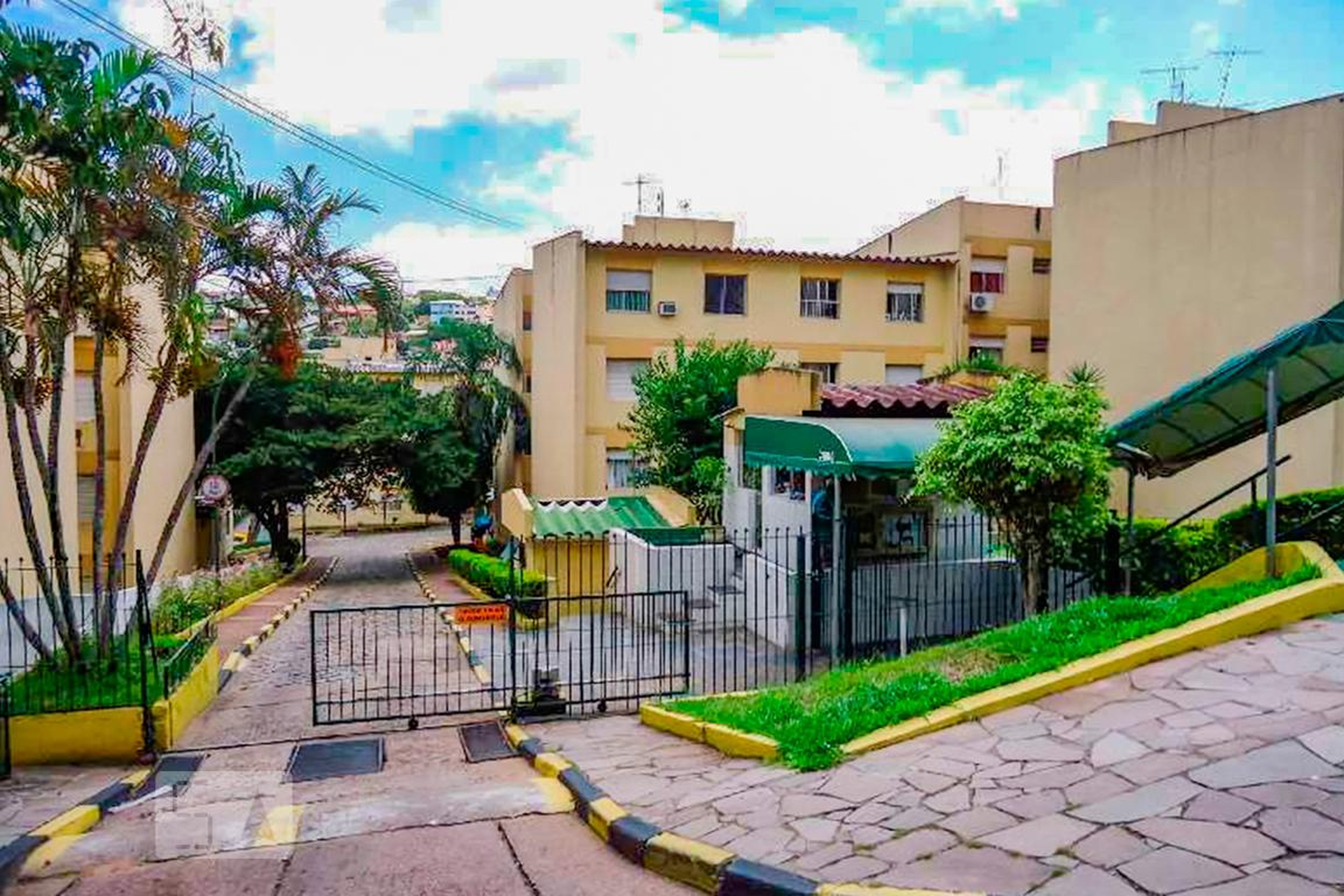 Fachada do Condomínio Condomínio Quinta D'Italia
