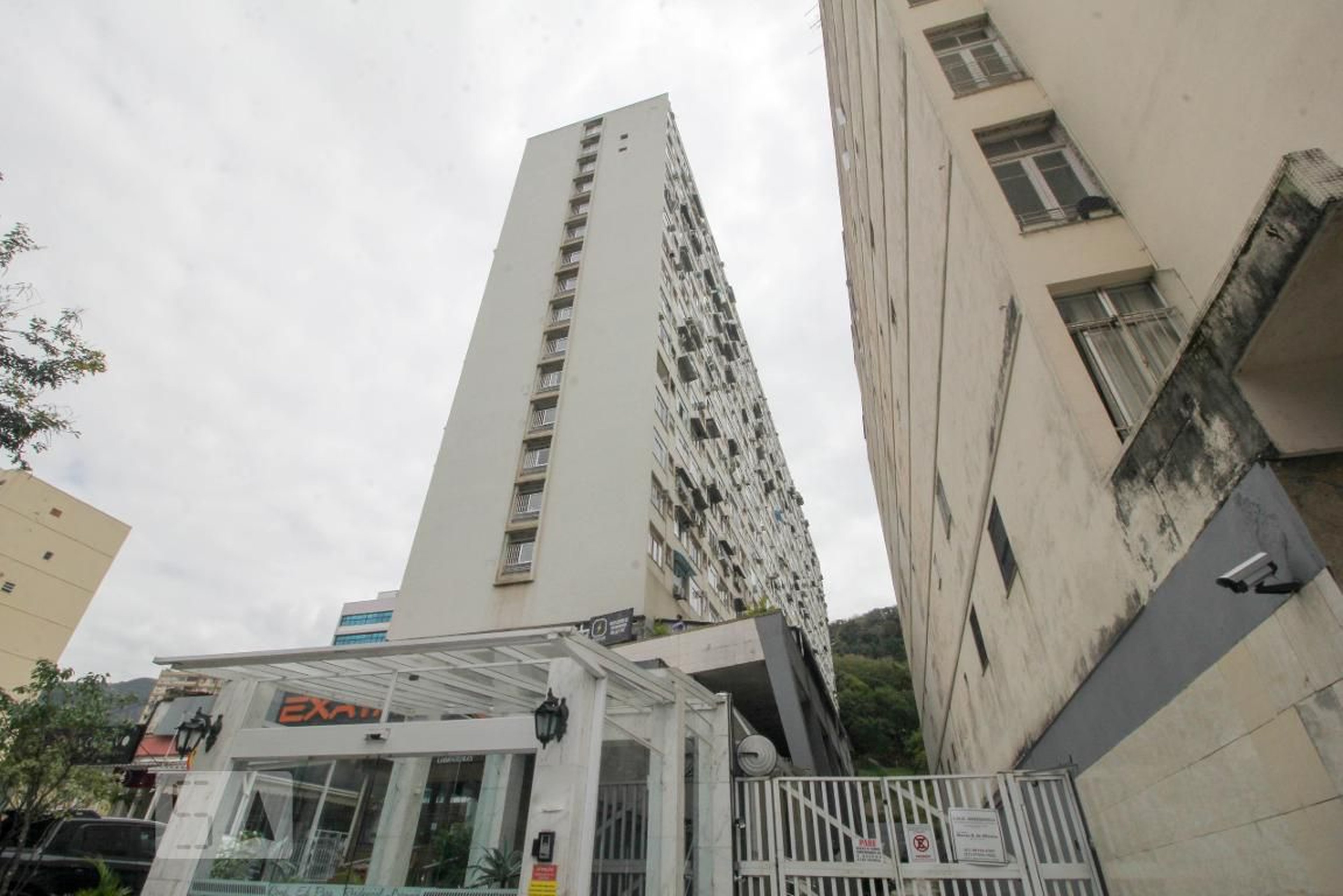 Fachada do Condomínio Condomínio Parque Residencial das Laranjeiras