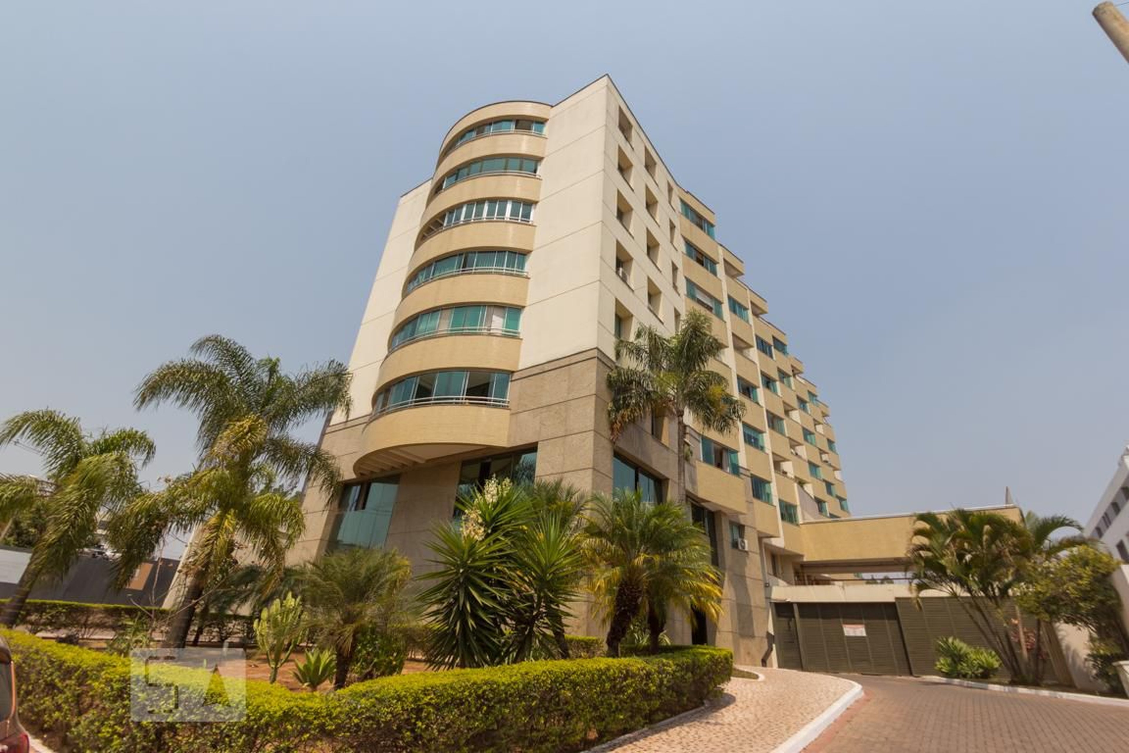 Fachada Condomínio Confort Lake