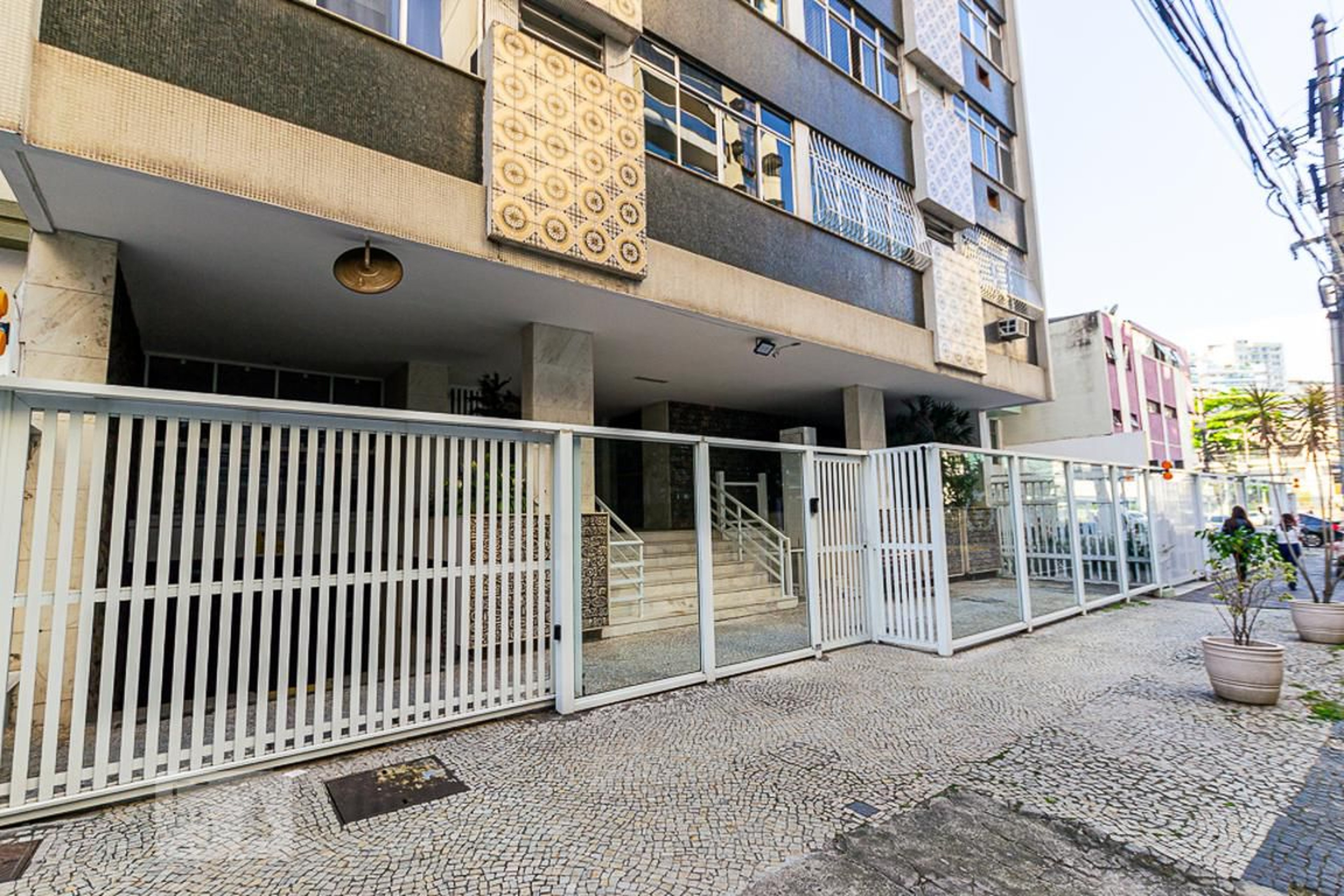 Entrada - Edifício Reggio