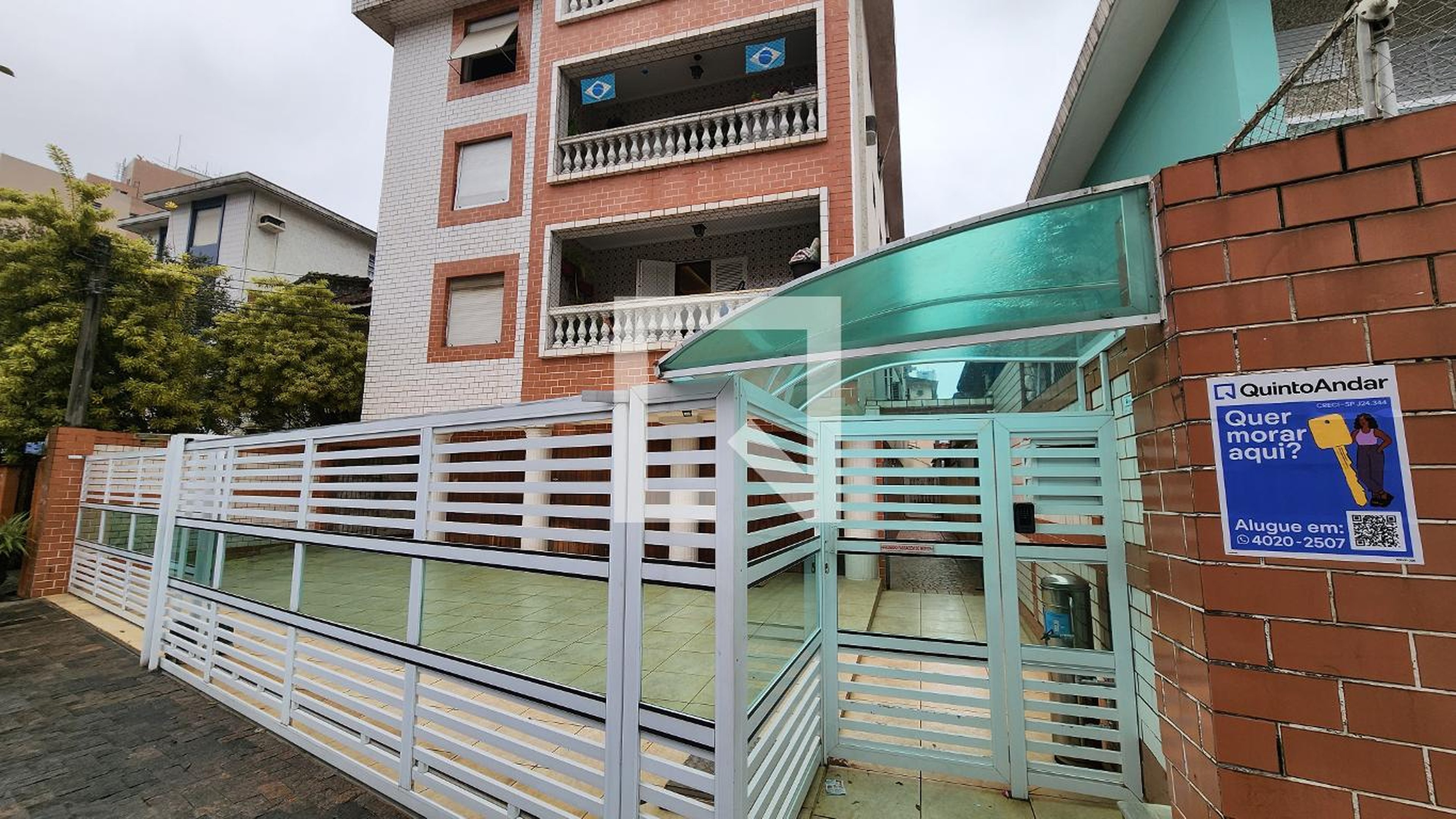 Fachada Condomínio em Rua Amazonas, 82