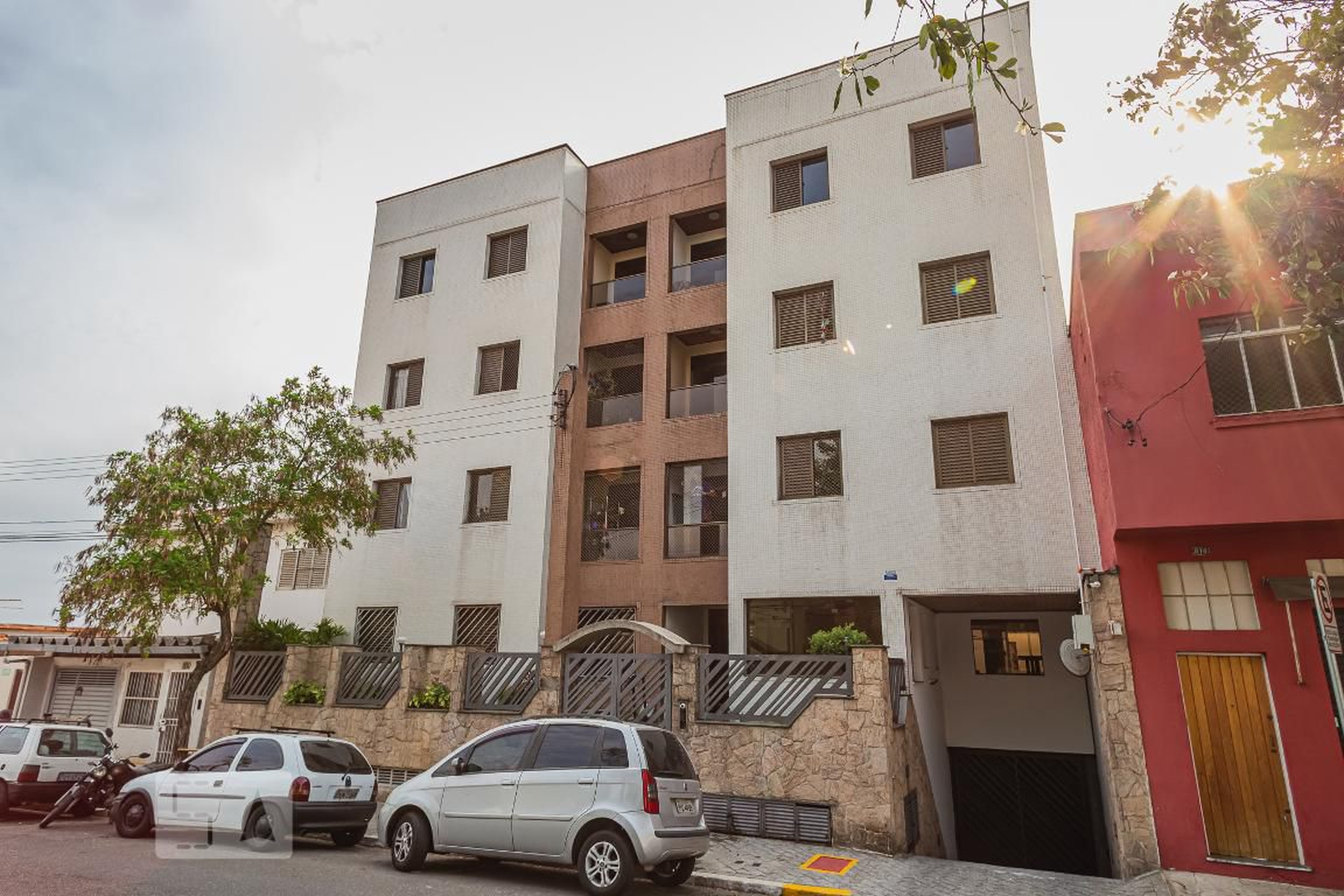 Fachada Condomínio em Rua Espírito Santo, 816