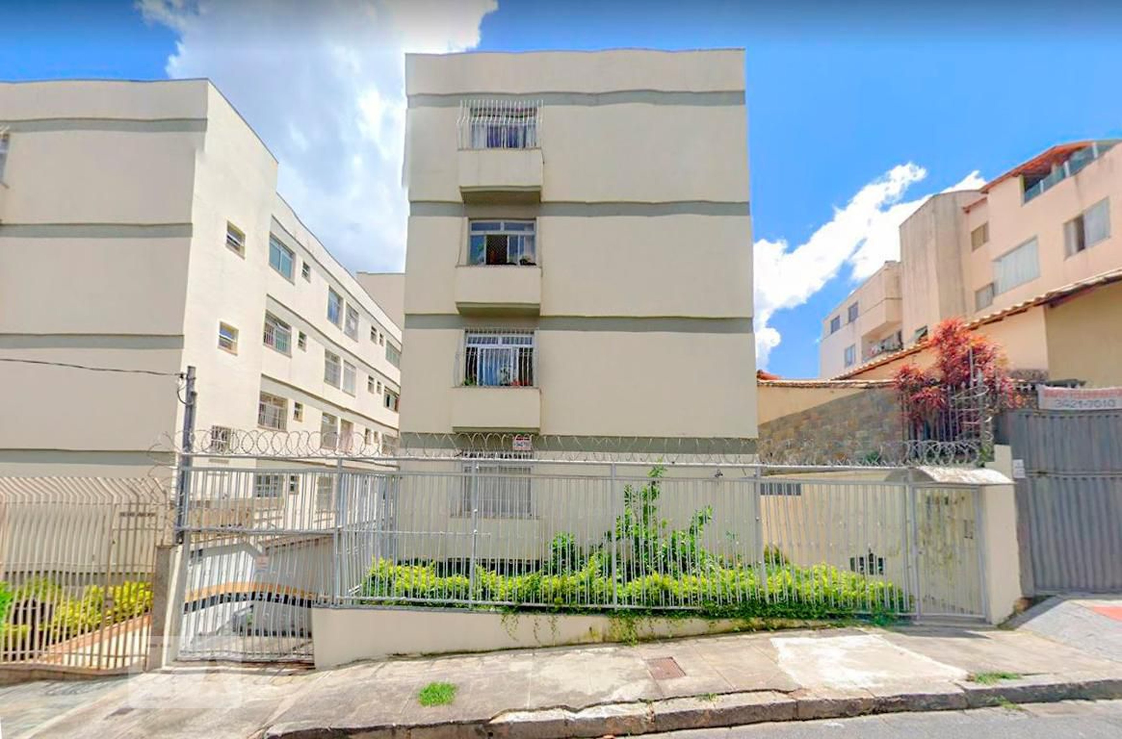 Fachada Condomínio em Rua Dona Nancy de Vasconcelos Gomes, 39