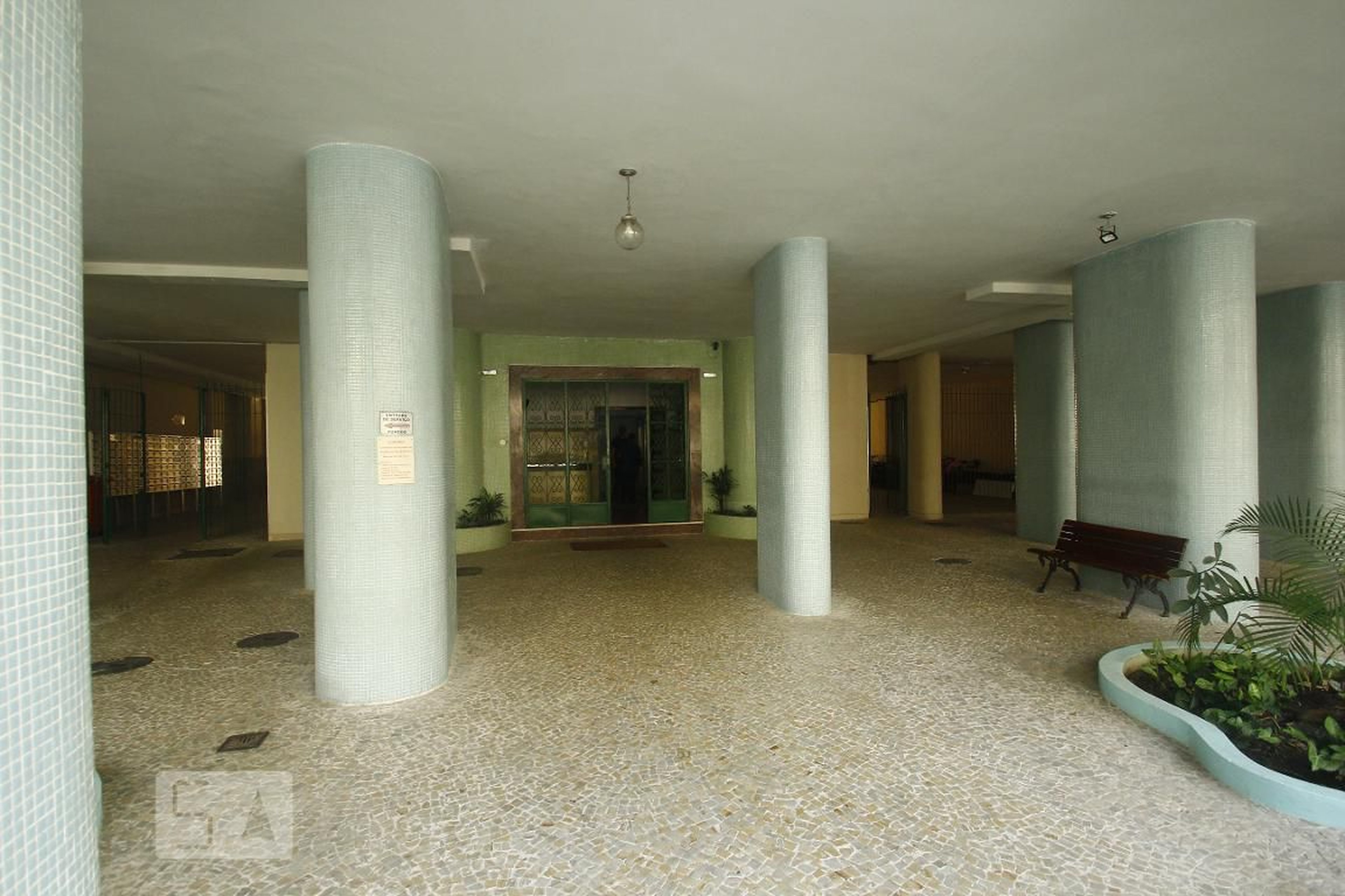 Entrada - Edifício Alvor