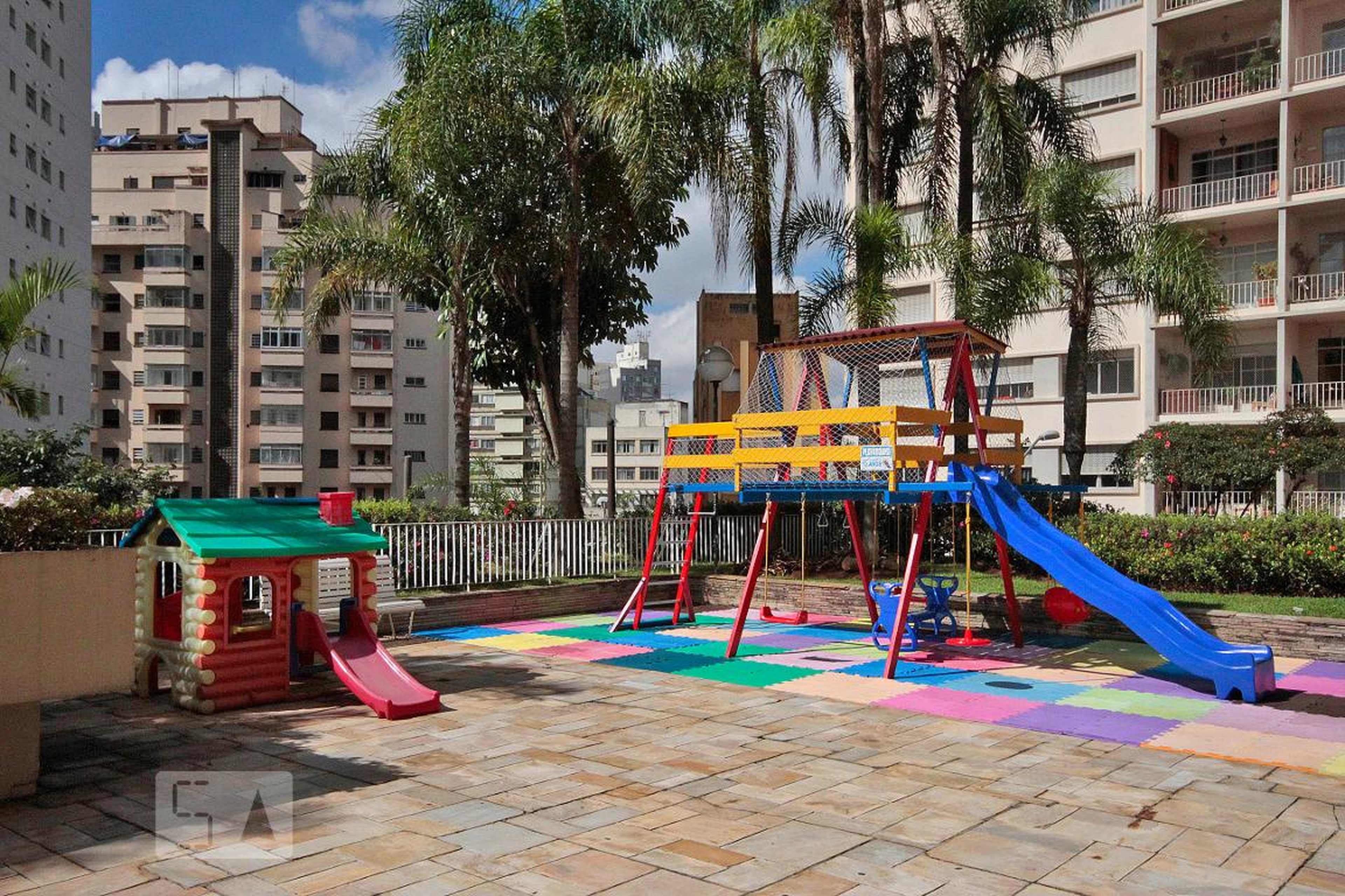 Playground - Edifício Rio São Lourenço