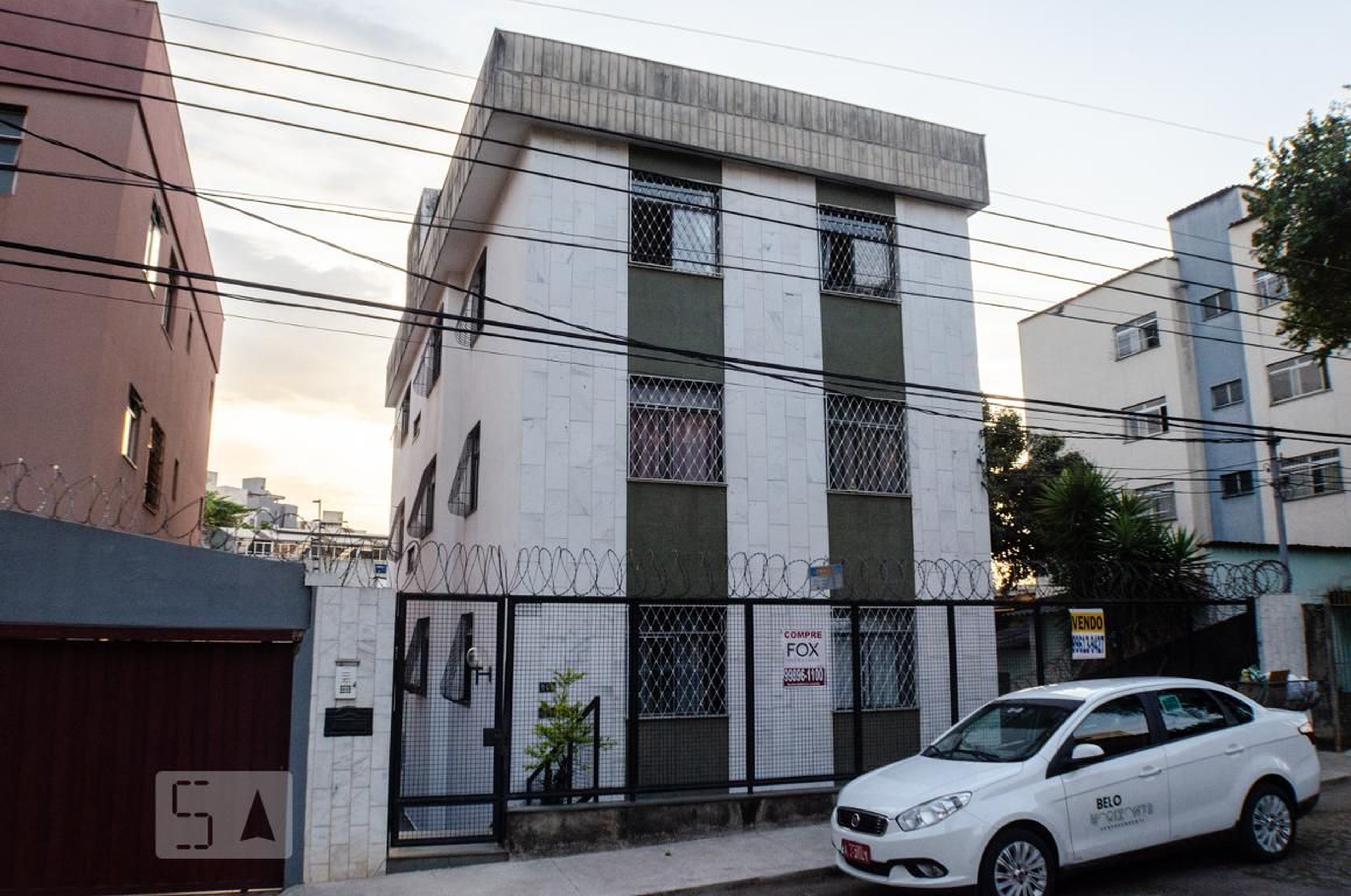 Fachada do Prédio Condomínio em Rua Lapinha, 966
