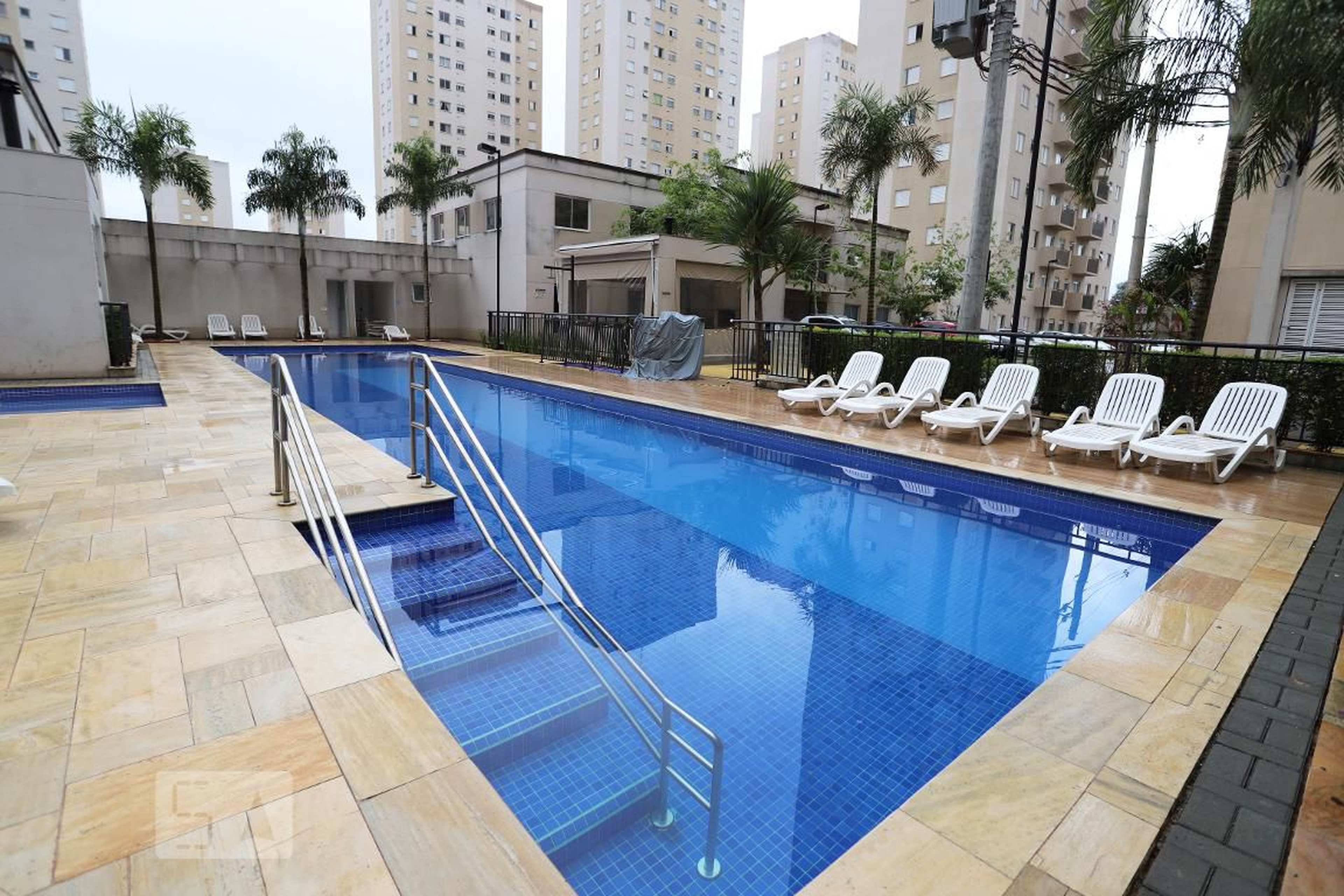 Piscina - Inspire Flores