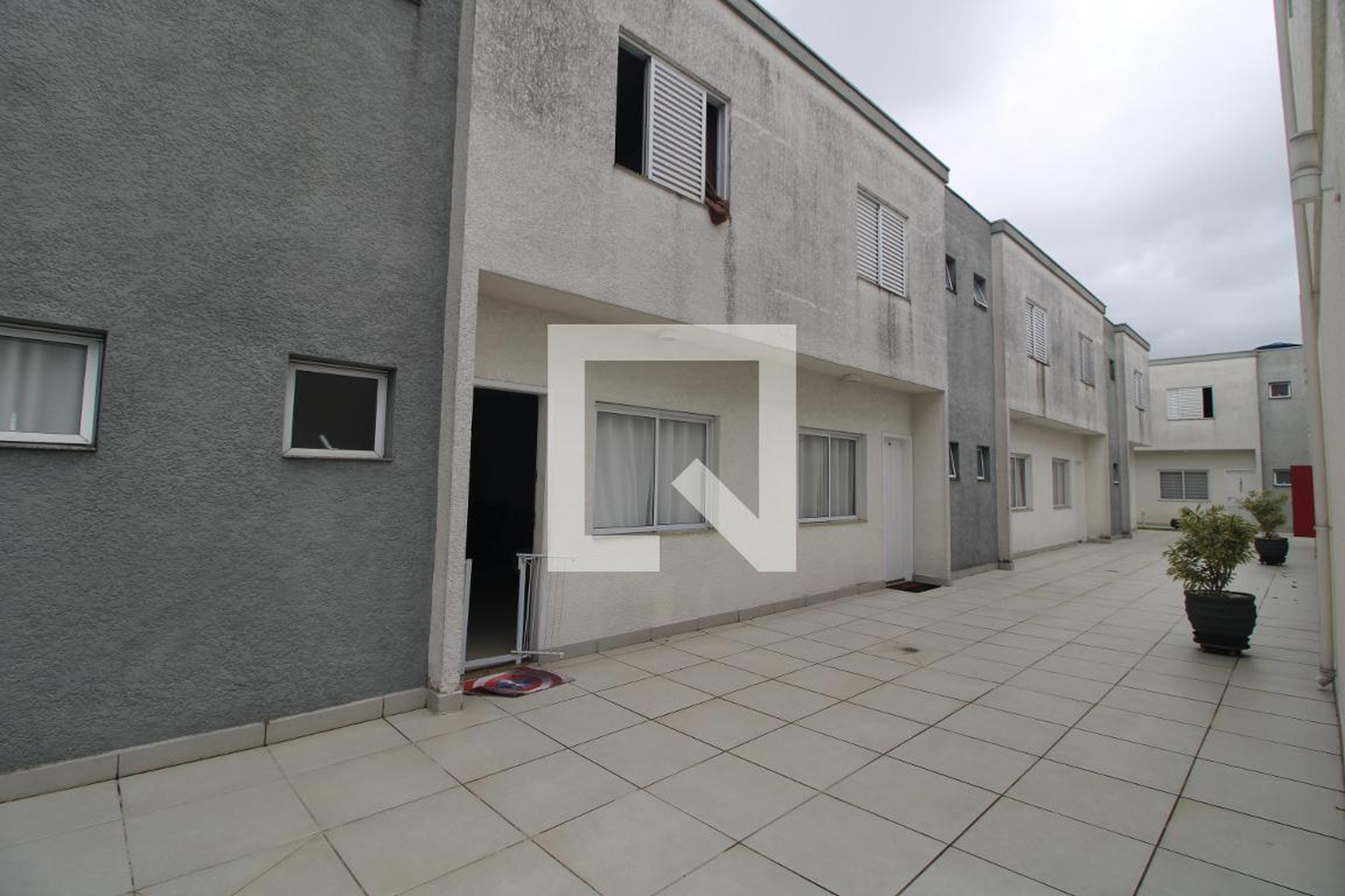 Fachada Condomínio Villaggio Portobelo