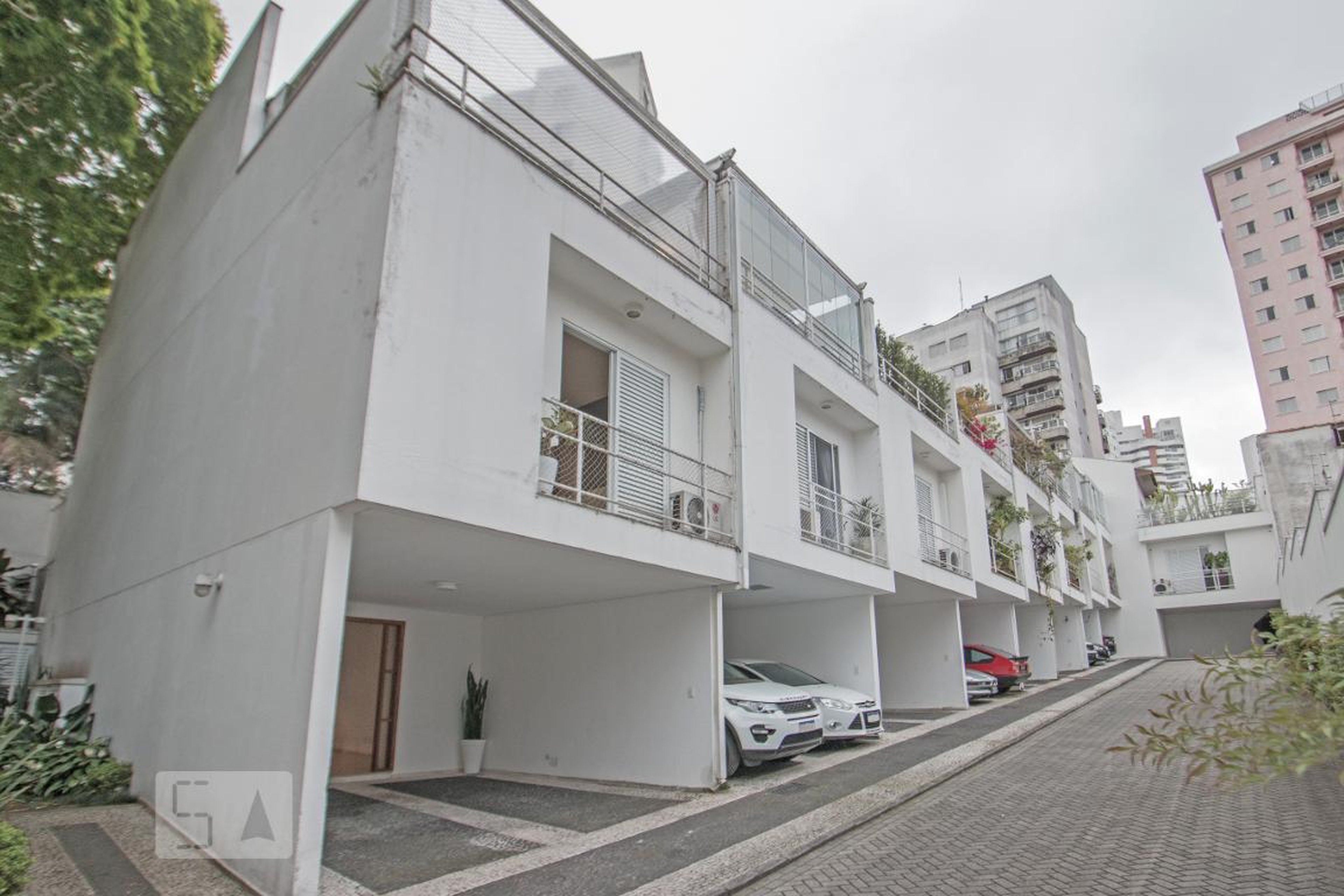 Fachada do Condomínio Condomínio Marajoara
