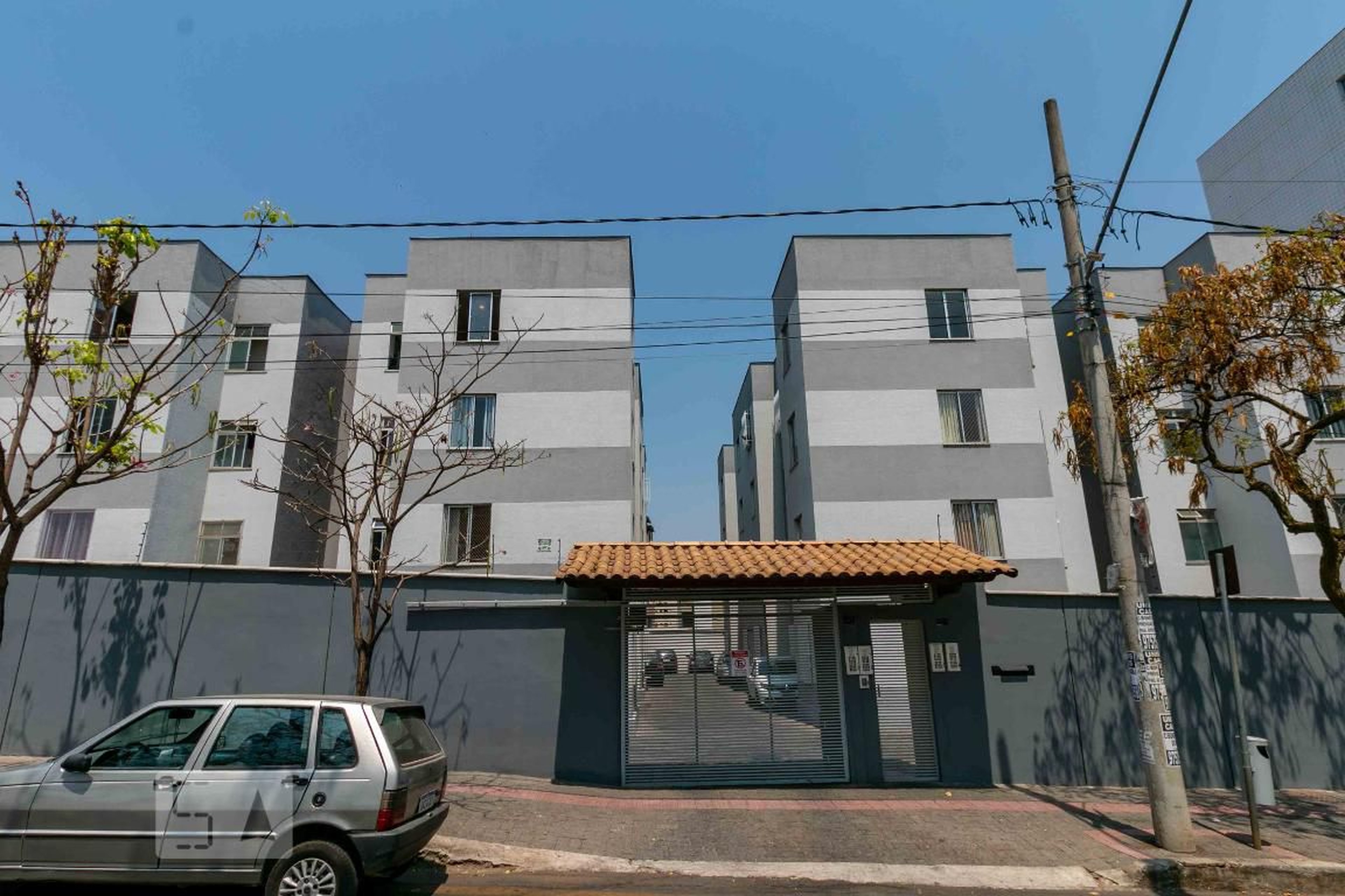 Fachada Condomínio em Avenida dos Engenheiros, 303