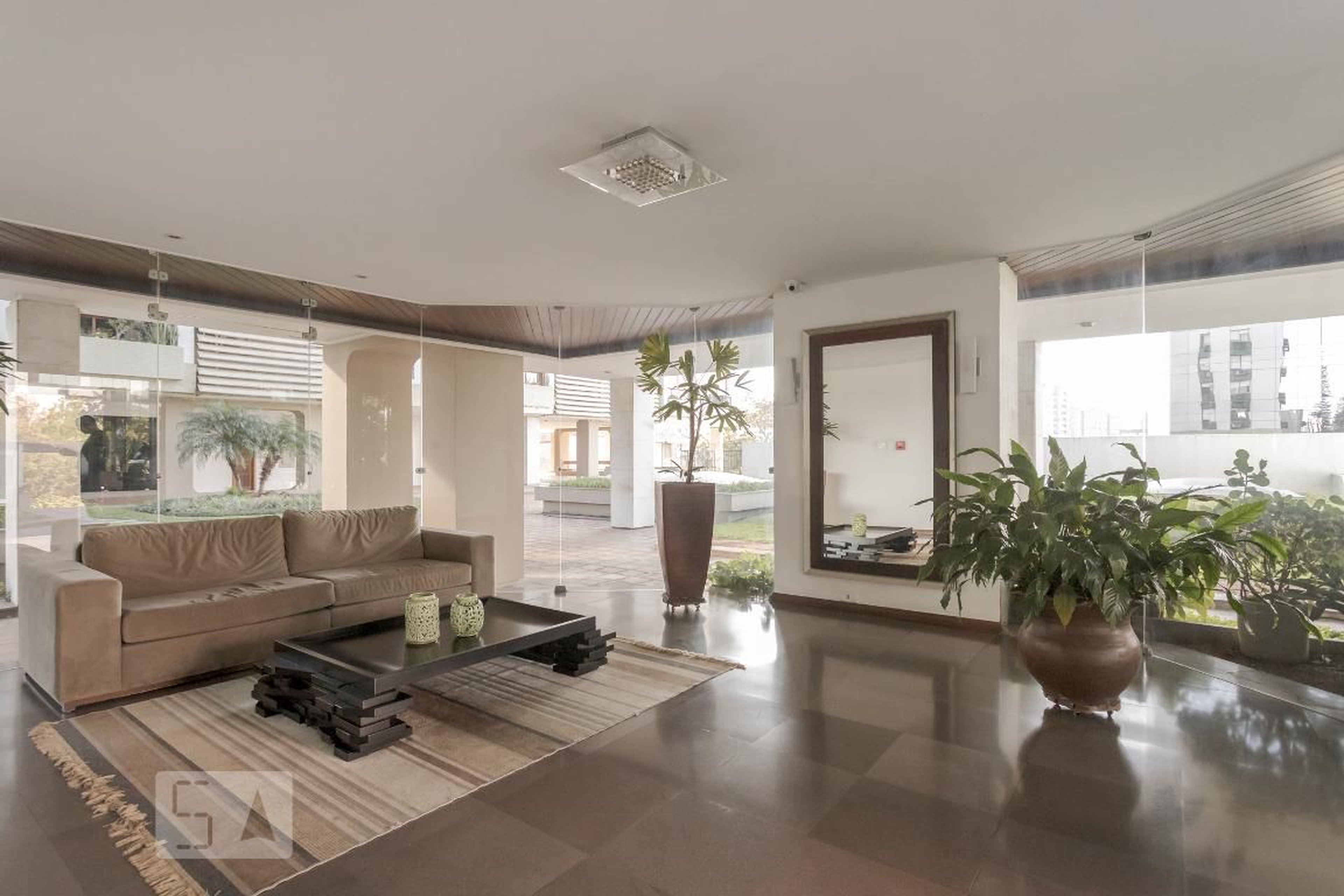 Hall de Entrada - Portal Carlos Gomes