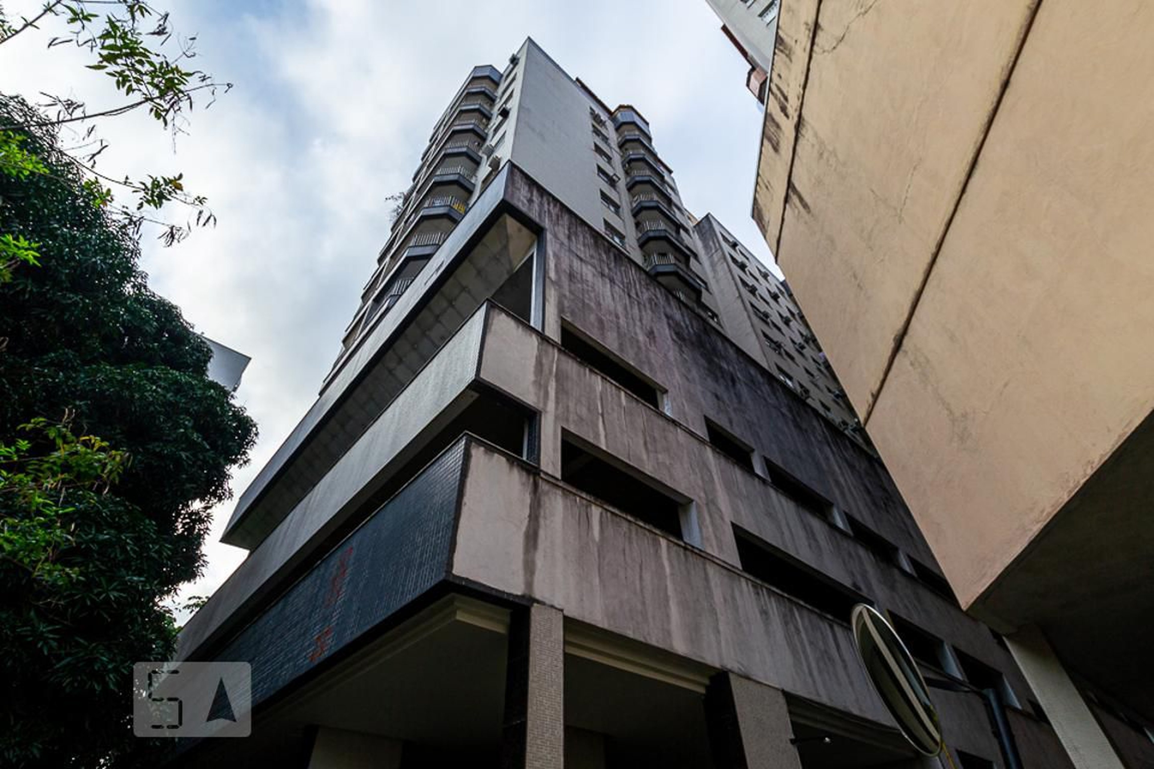 Fachada do Prédio Condomínio Tour de Treville