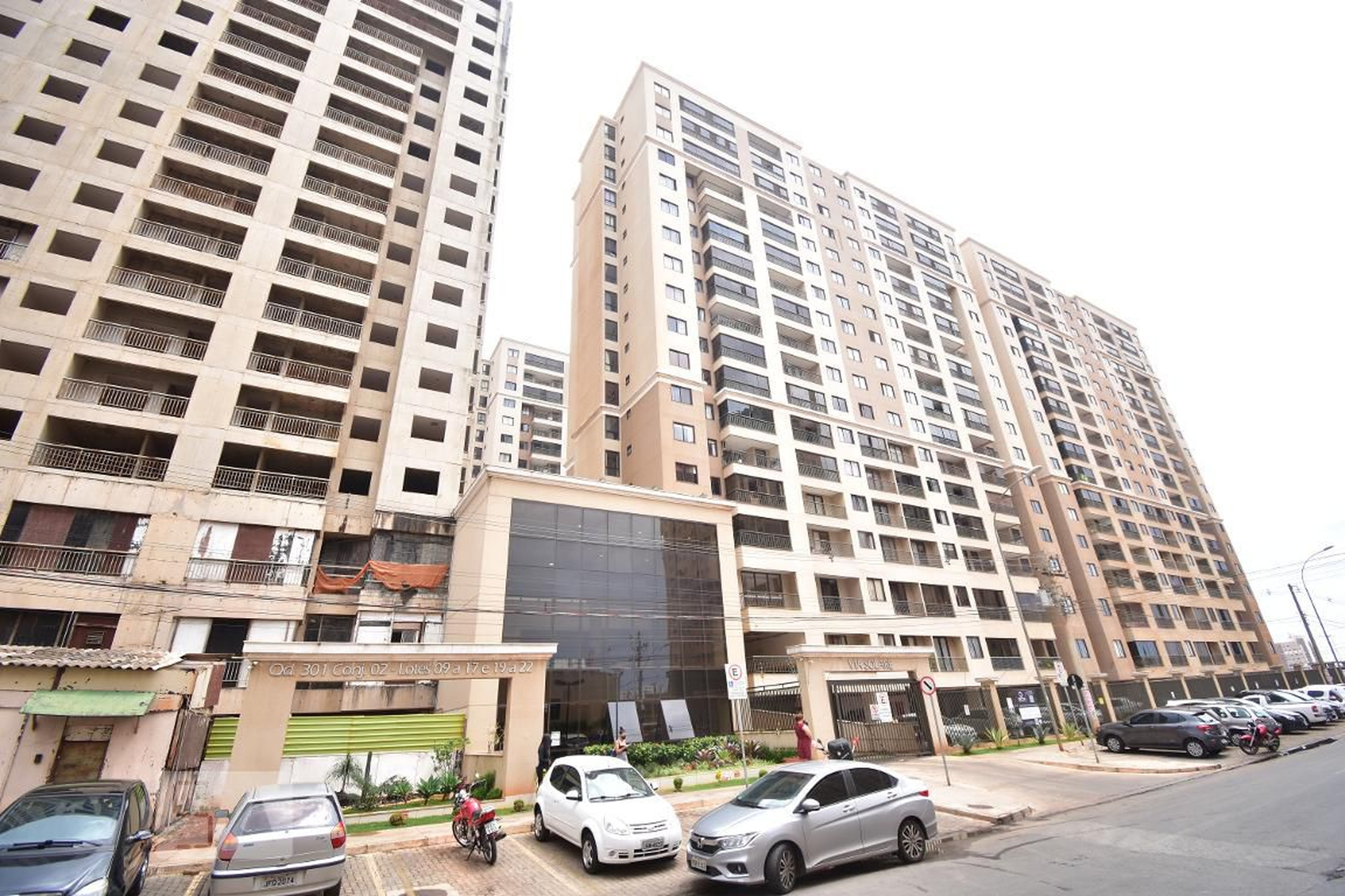 Fachada Condomínio em Quadra 301 Conjunto 2 Lote 9 A 17 E 19 A 22, Bloco C