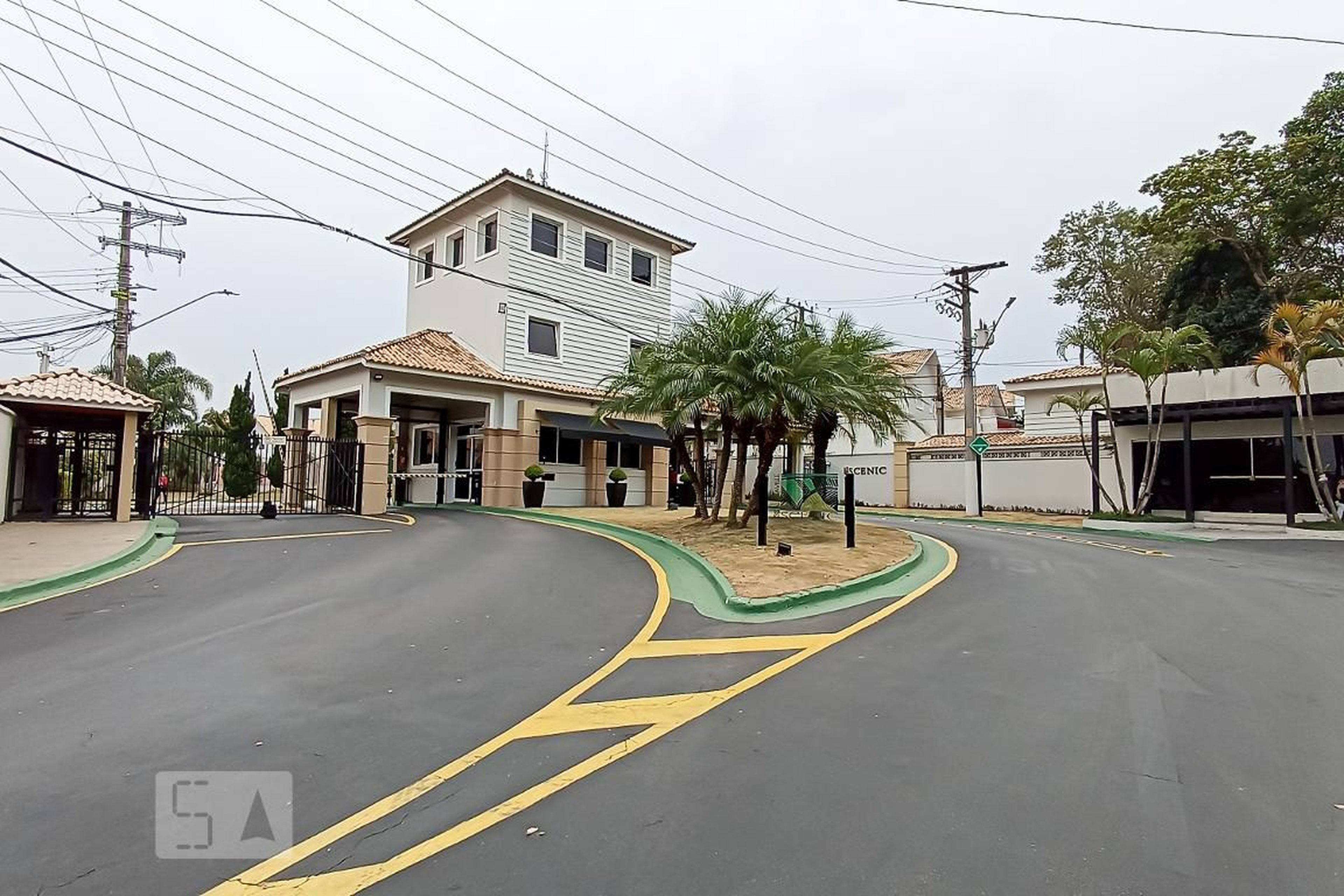 Fachada do condomínio Residencial Scenic Alphaville