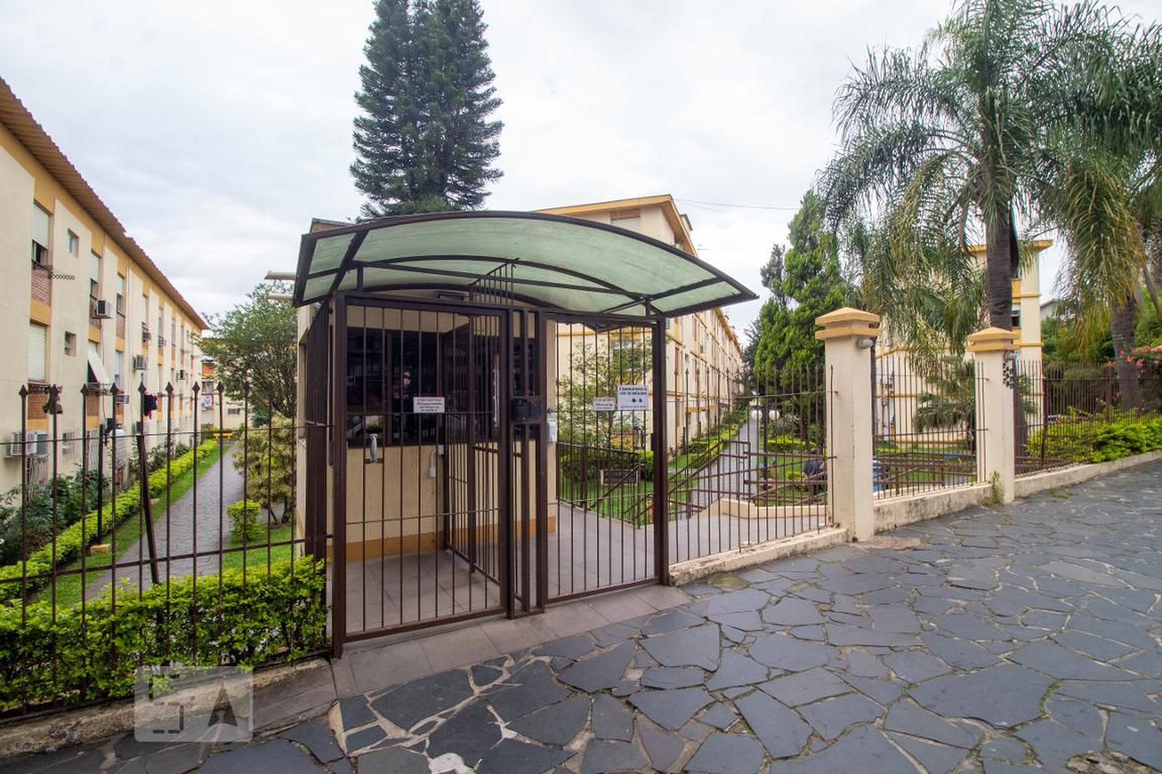 Fachada Condomínio Roque Calage