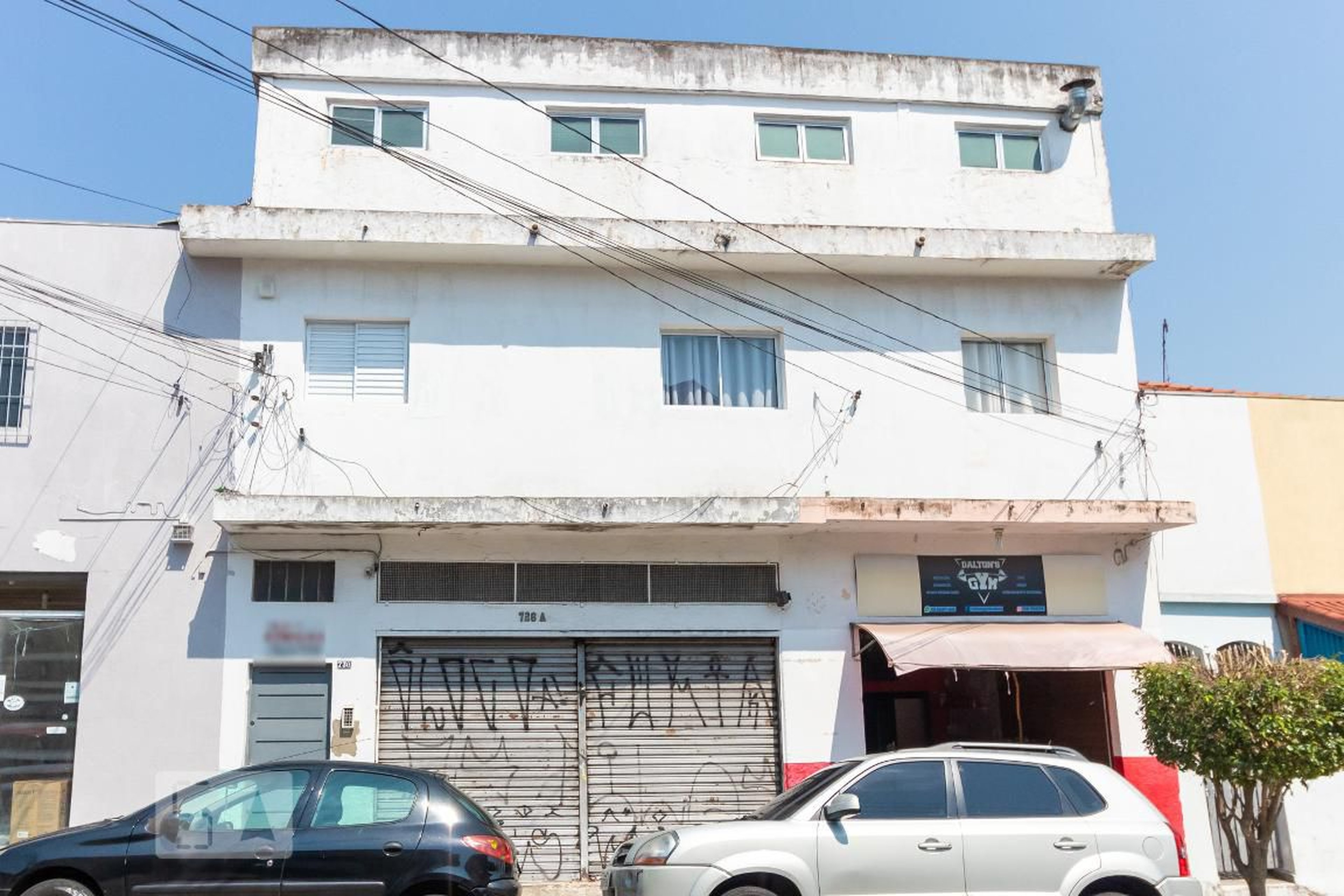 Fachada Condomínio em Rua Alto Garças, 730